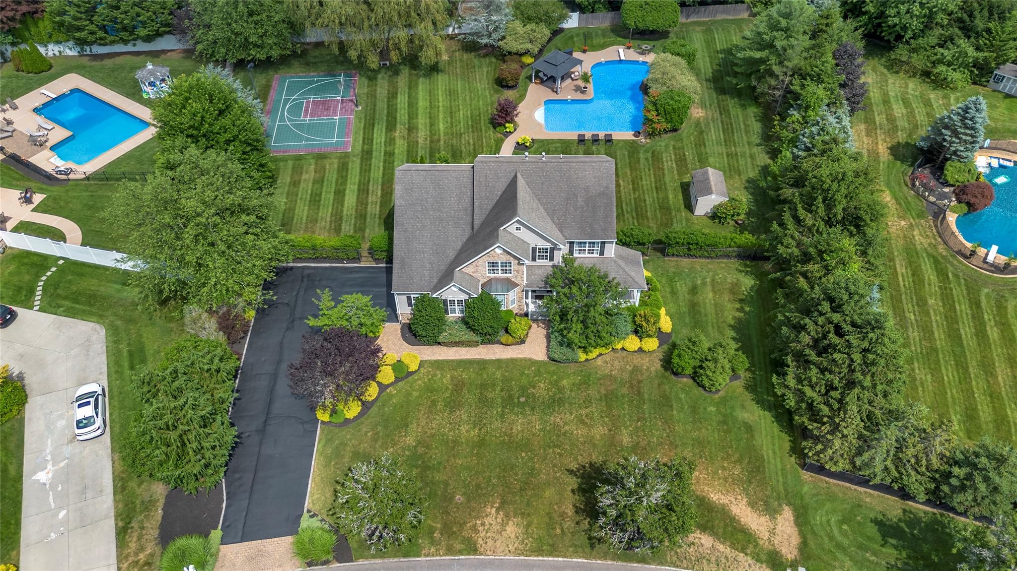 265 Hidden Acres Path, Wading River, NY 11792