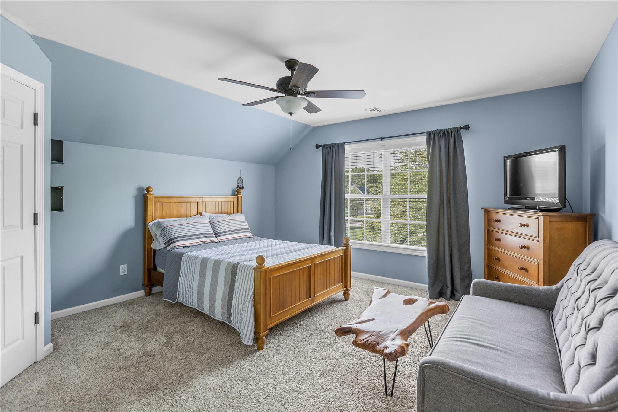 265 Hidden Acres Path, Wading River, NY 11792