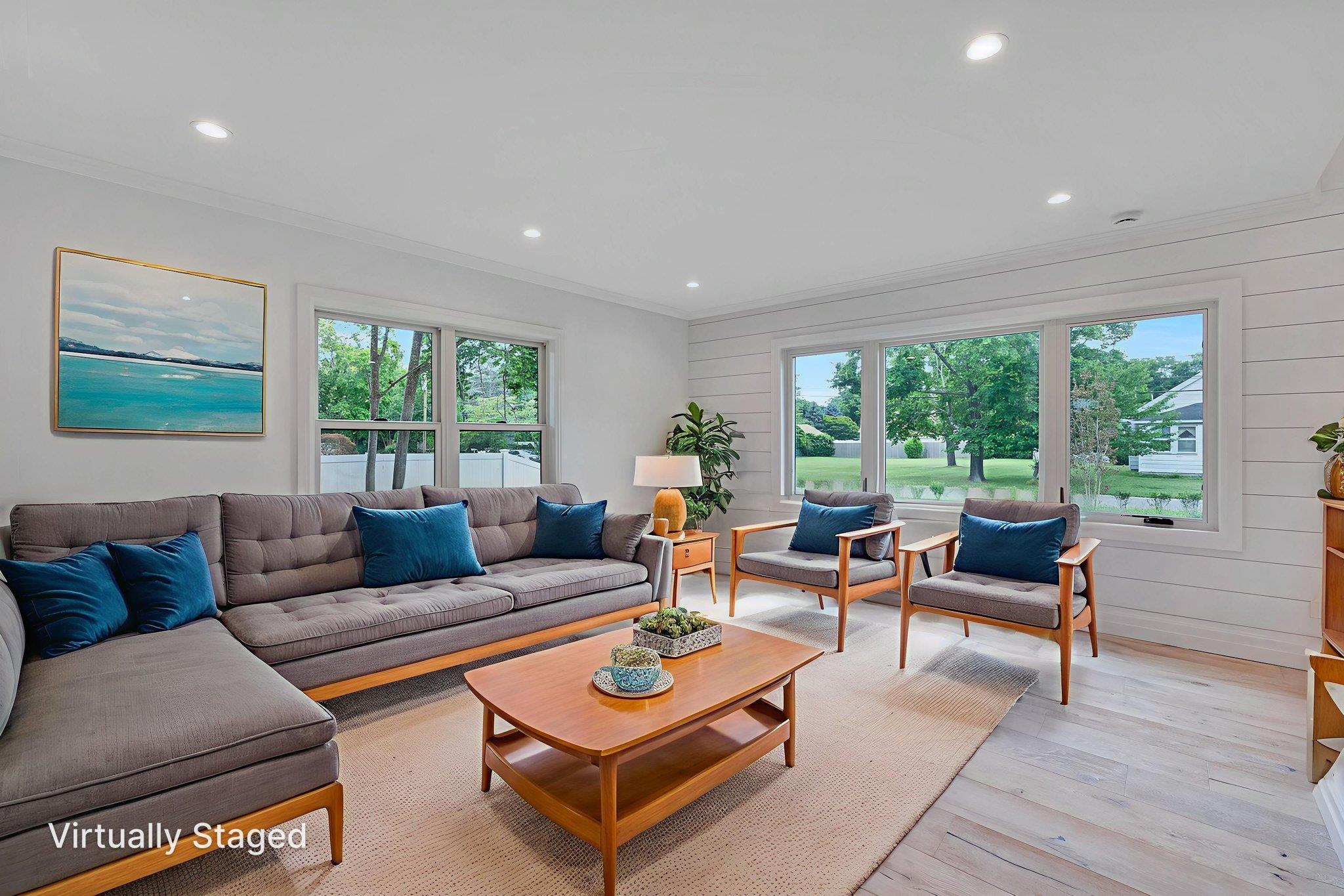 11 Bayview Avenue, Eastport, NY 11941