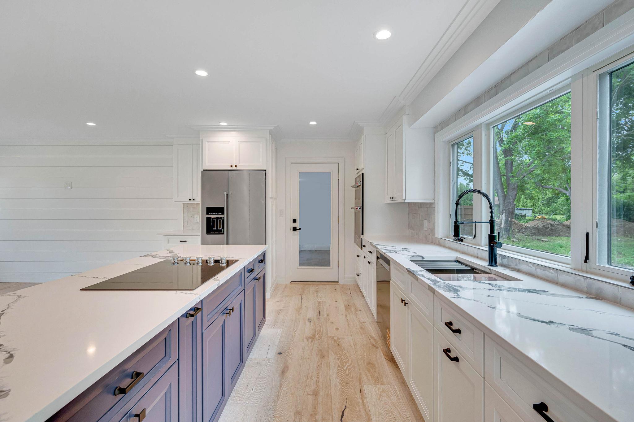 11 Bayview Avenue, Eastport, NY 11941