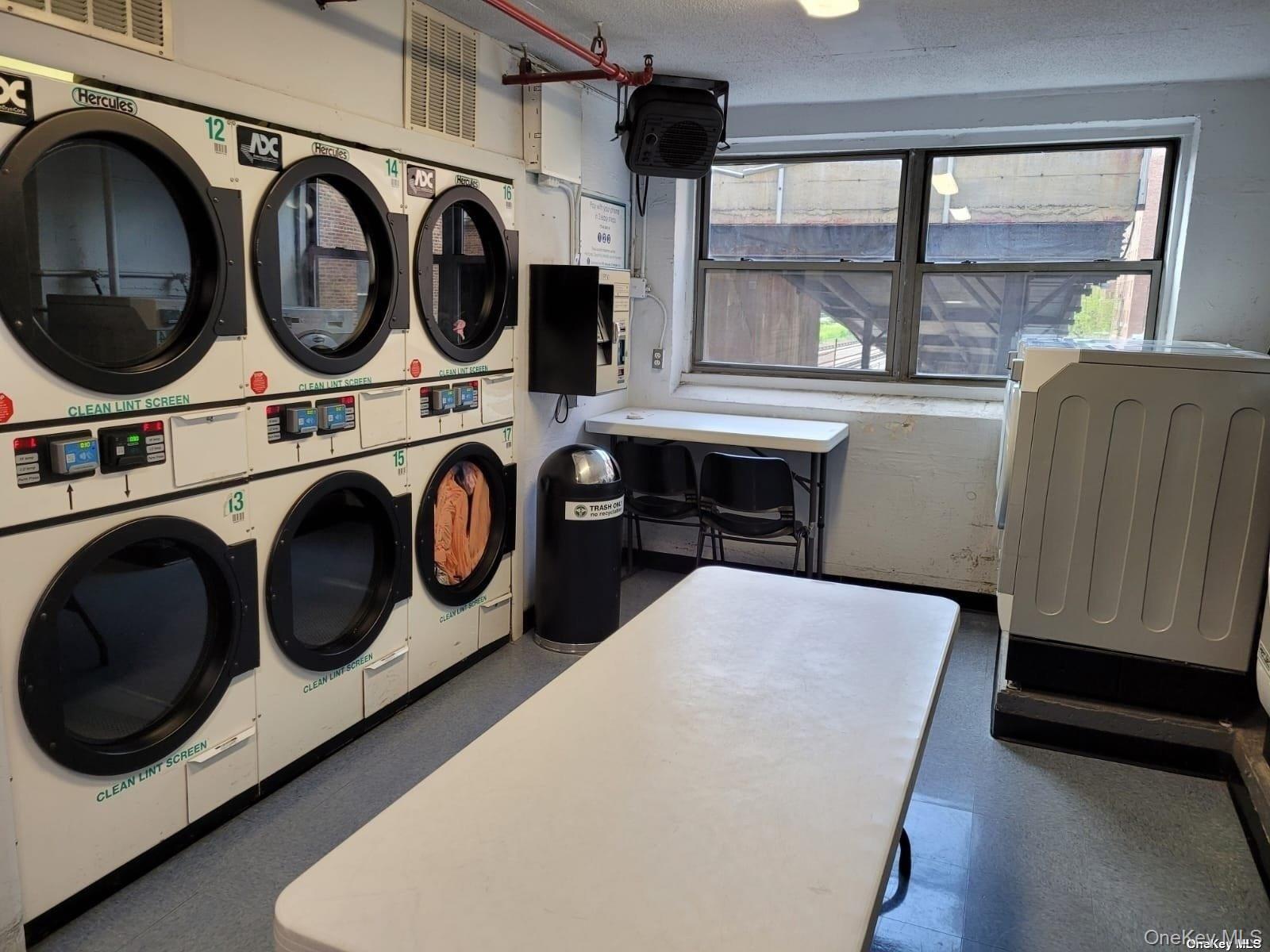 118-17 Union Turnpike # 14E, Forest Hills, NY 11375