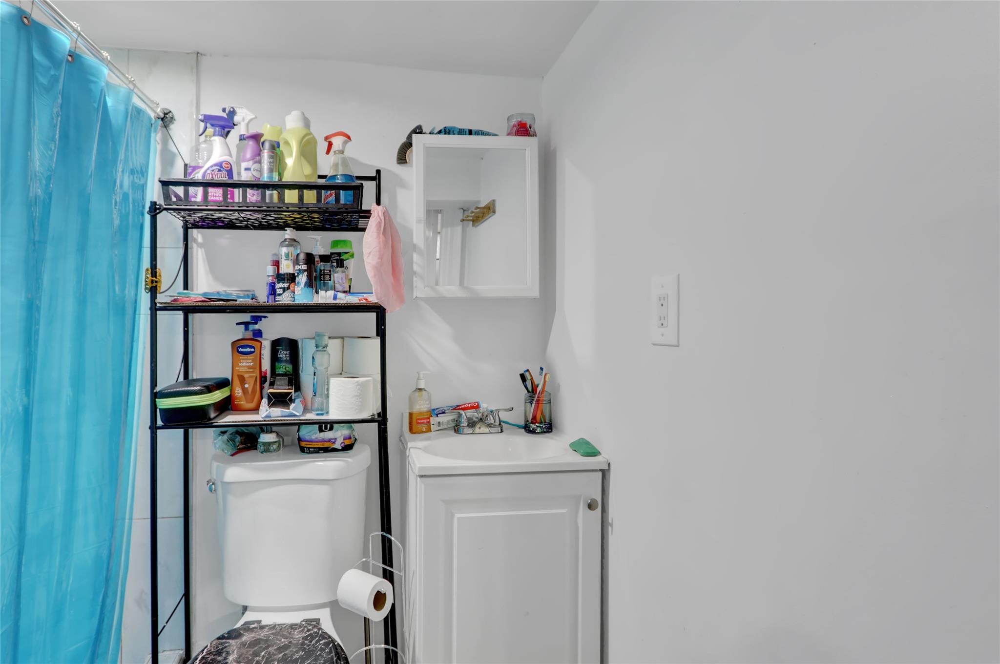 11915 101st Avenue, Richmond Hill S., NY 11419