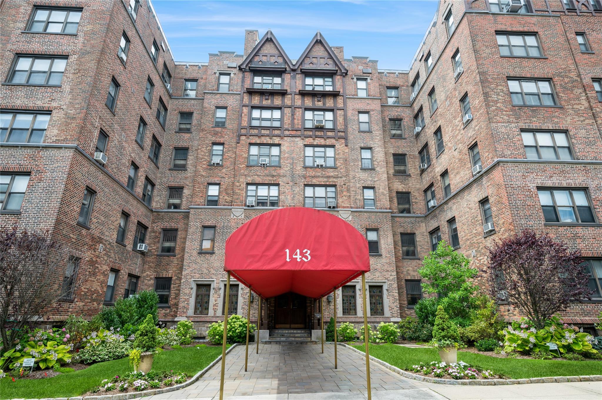 143 Garth Road # 4E, Scarsdale, NY 10583