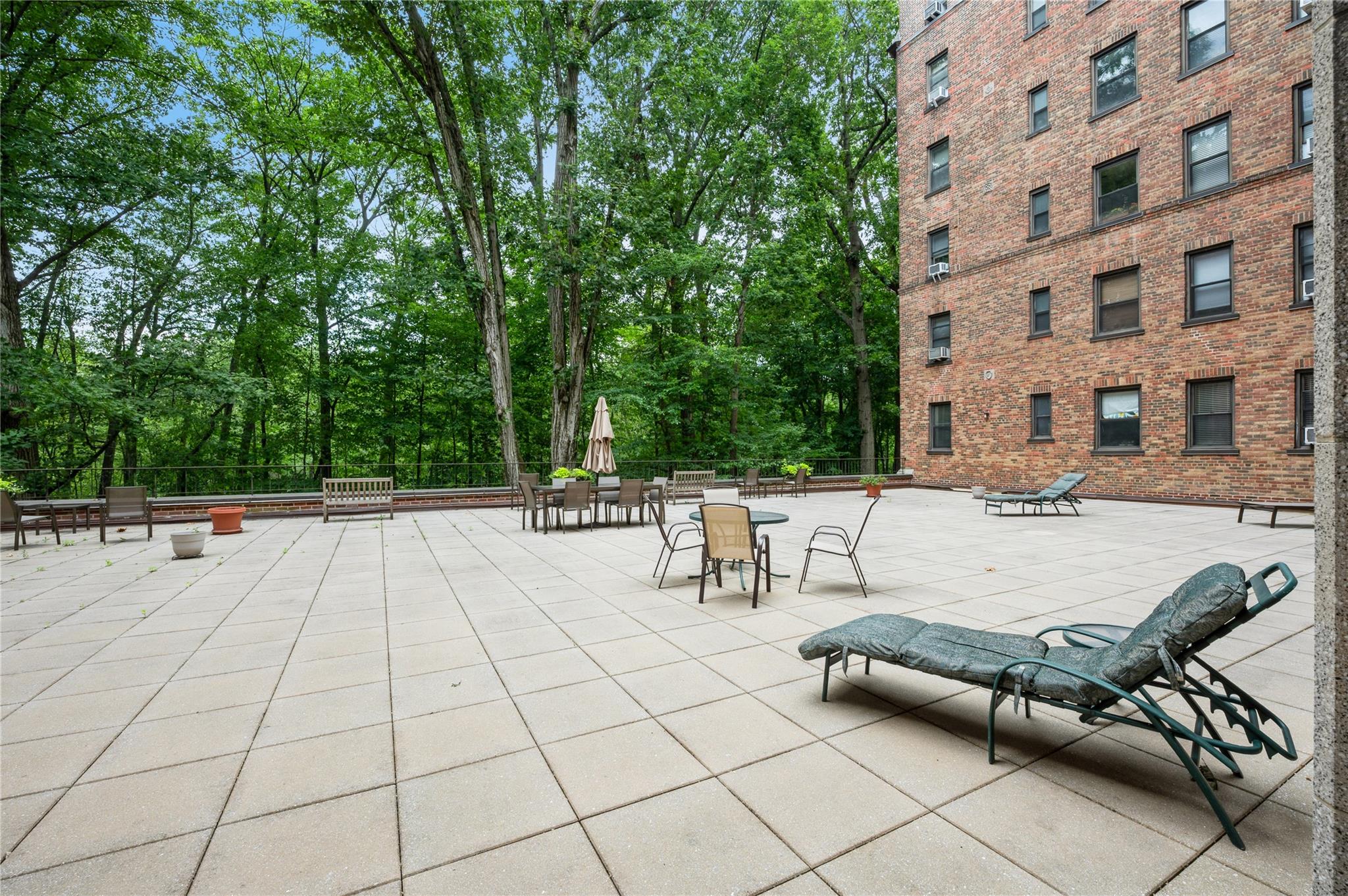 143 Garth Road # 4E, Scarsdale, NY 10583