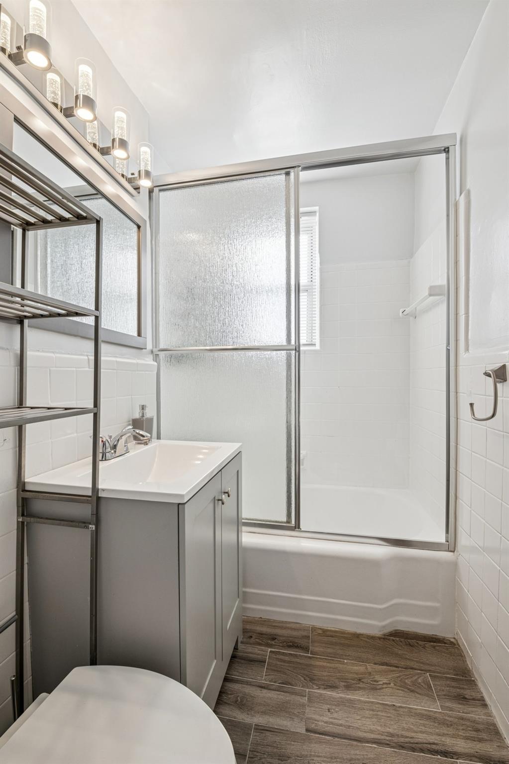 1430 Seagirt Boulevard # 2S, Far Rockaway, NY 11691