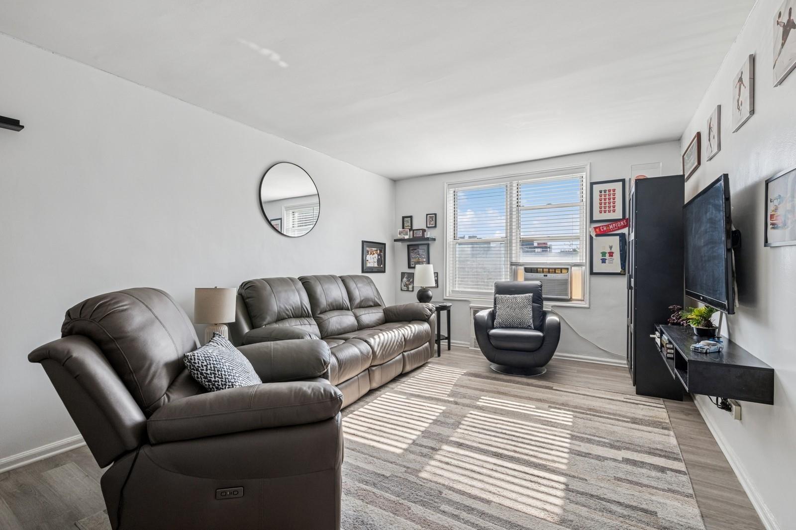 1430 Seagirt Boulevard # 2S, Far Rockaway, NY 11691