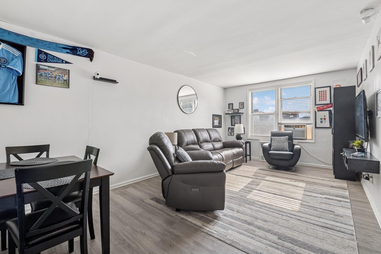 1430 Seagirt Boulevard # 2S, Far Rockaway, NY 11691
