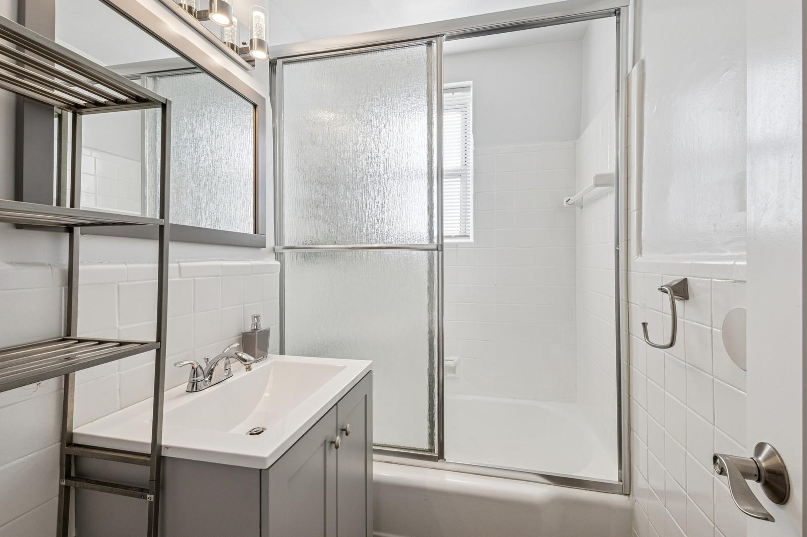 1430 Seagirt Boulevard # 2S, Far Rockaway, NY 11691