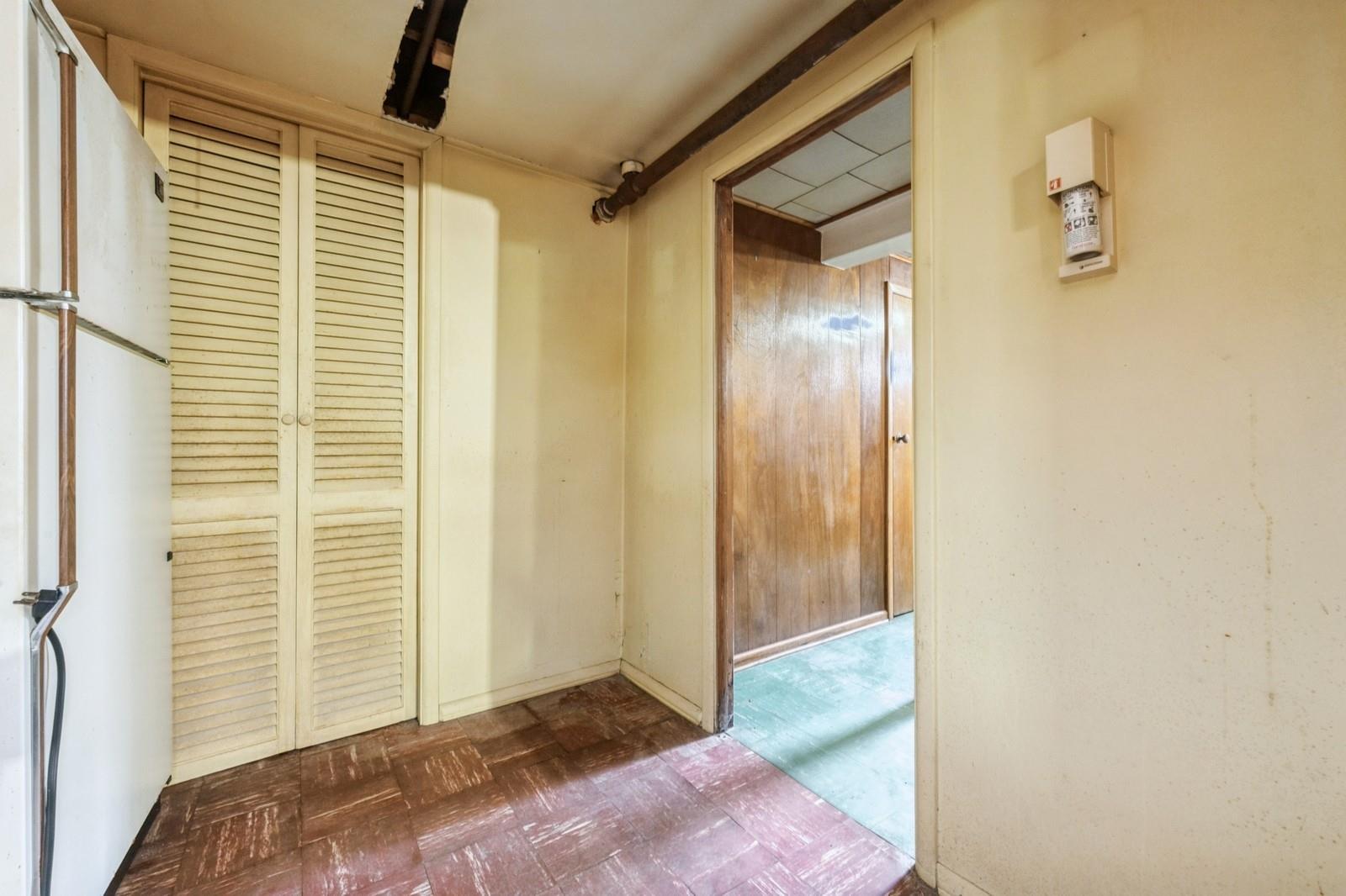 14 Albany Street, Elmont, NY 11003