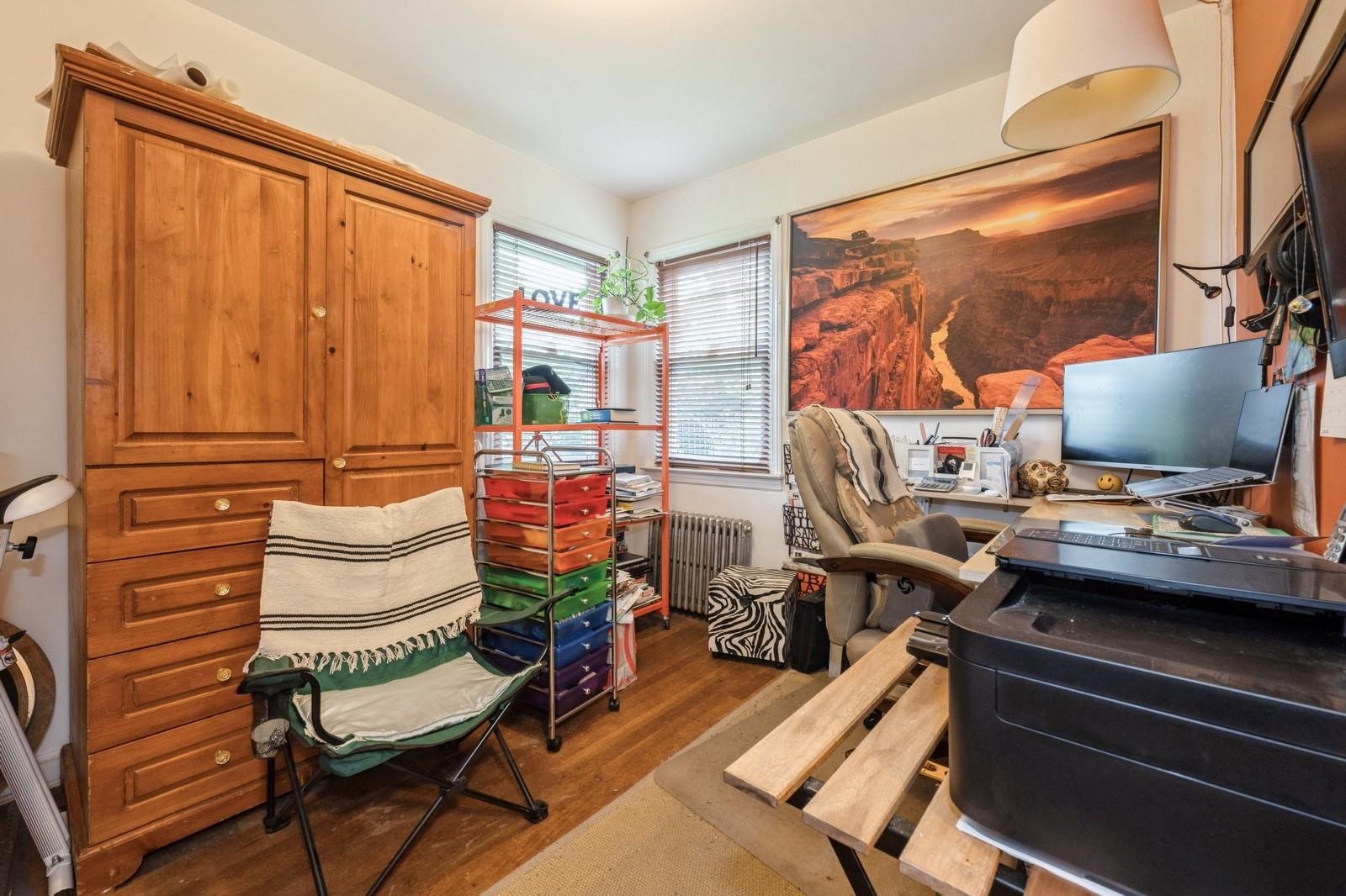 14 Albany Street, Elmont, NY 11003