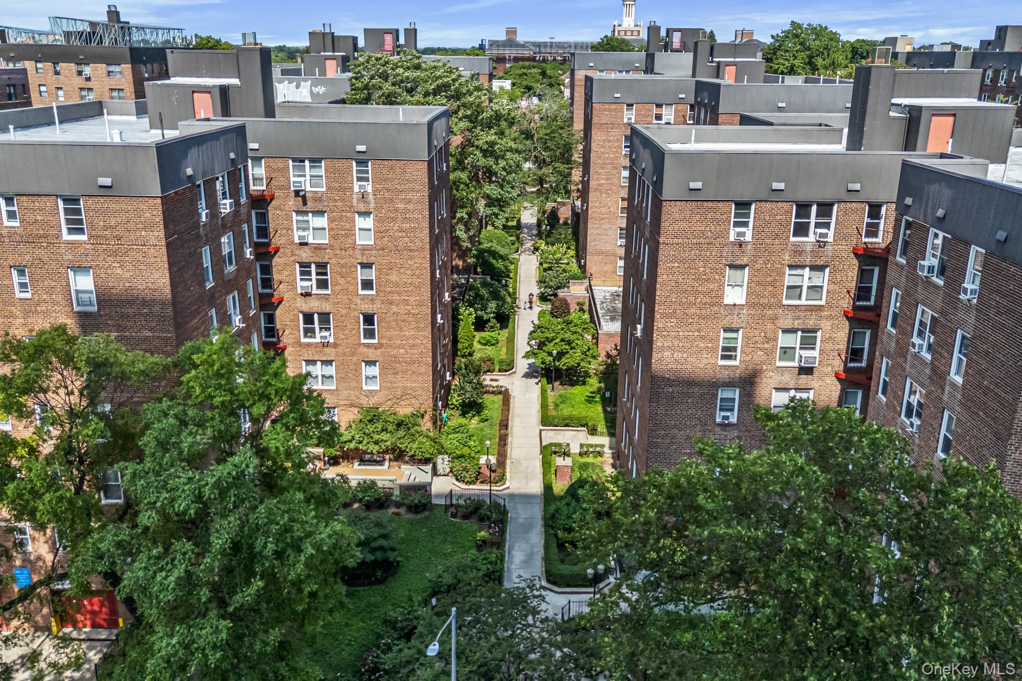 66-37 Yellowstone Boulevard # 6G, Forest Hills, NY 11375