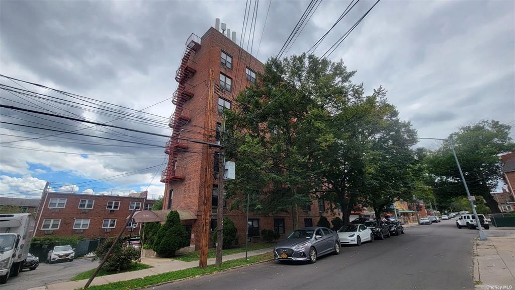 78-06 46th Avenue # 6C, Elmhurst, NY 11373