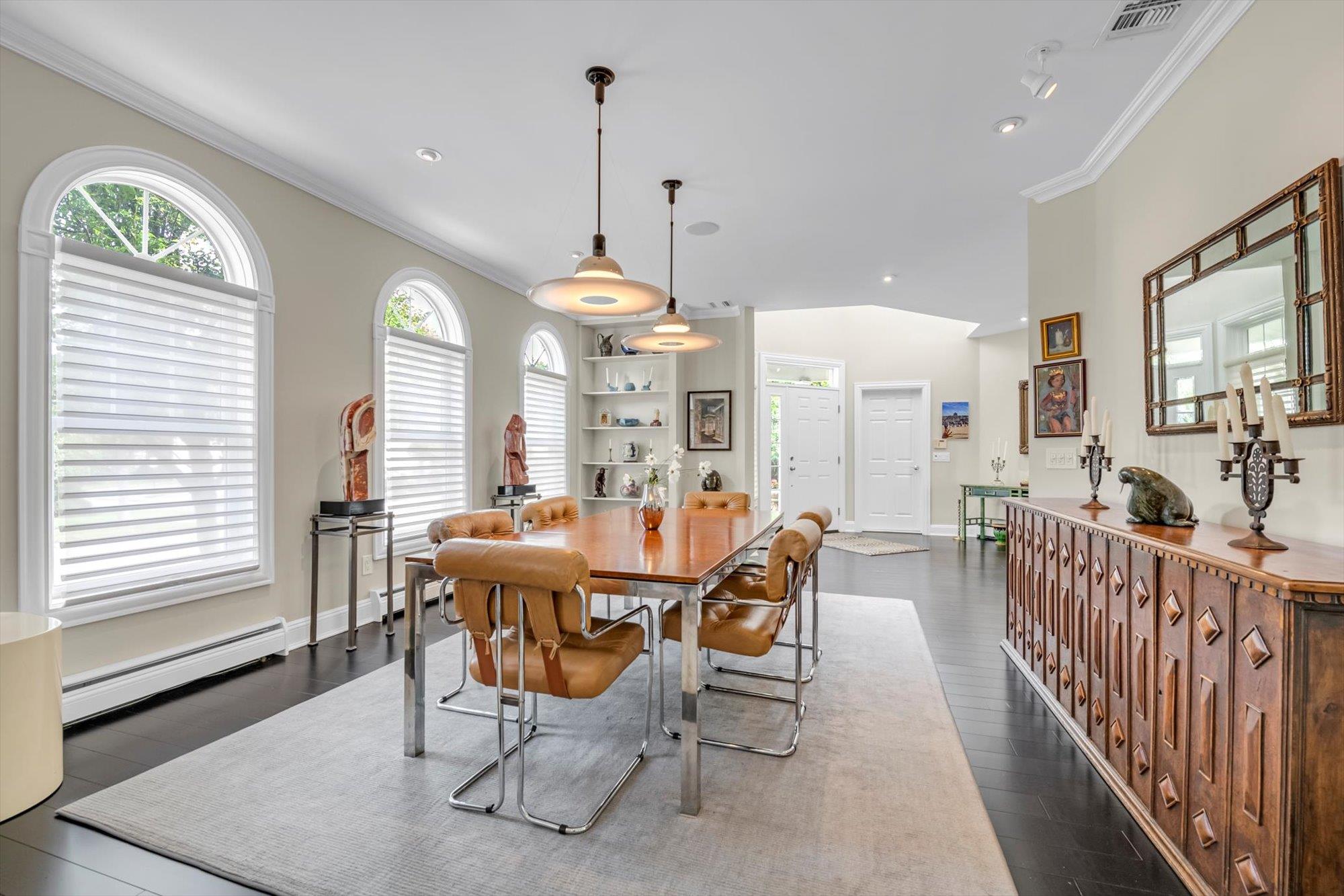 155 Eagle Crest, Port Washington, NY 11050