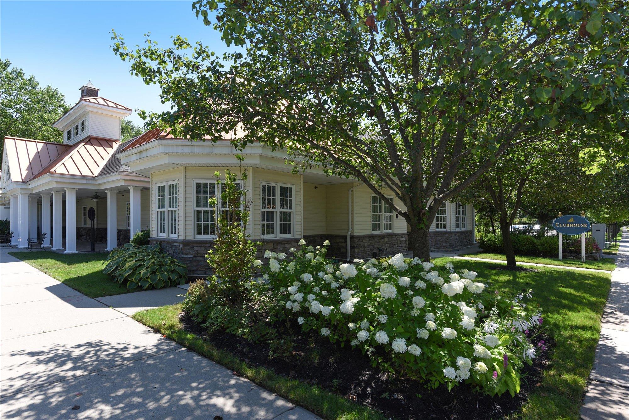 155 Eagle Crest, Port Washington, NY 11050