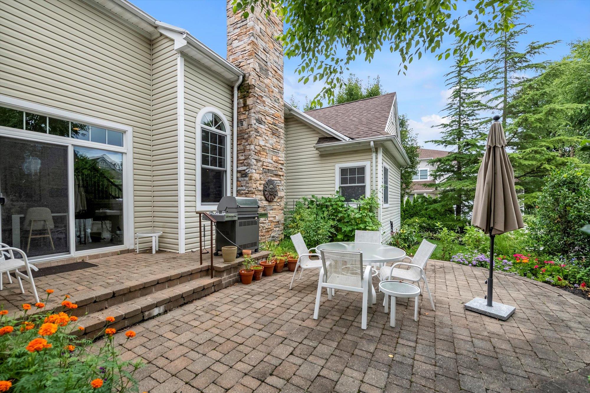 155 Eagle Crest, Port Washington, NY 11050