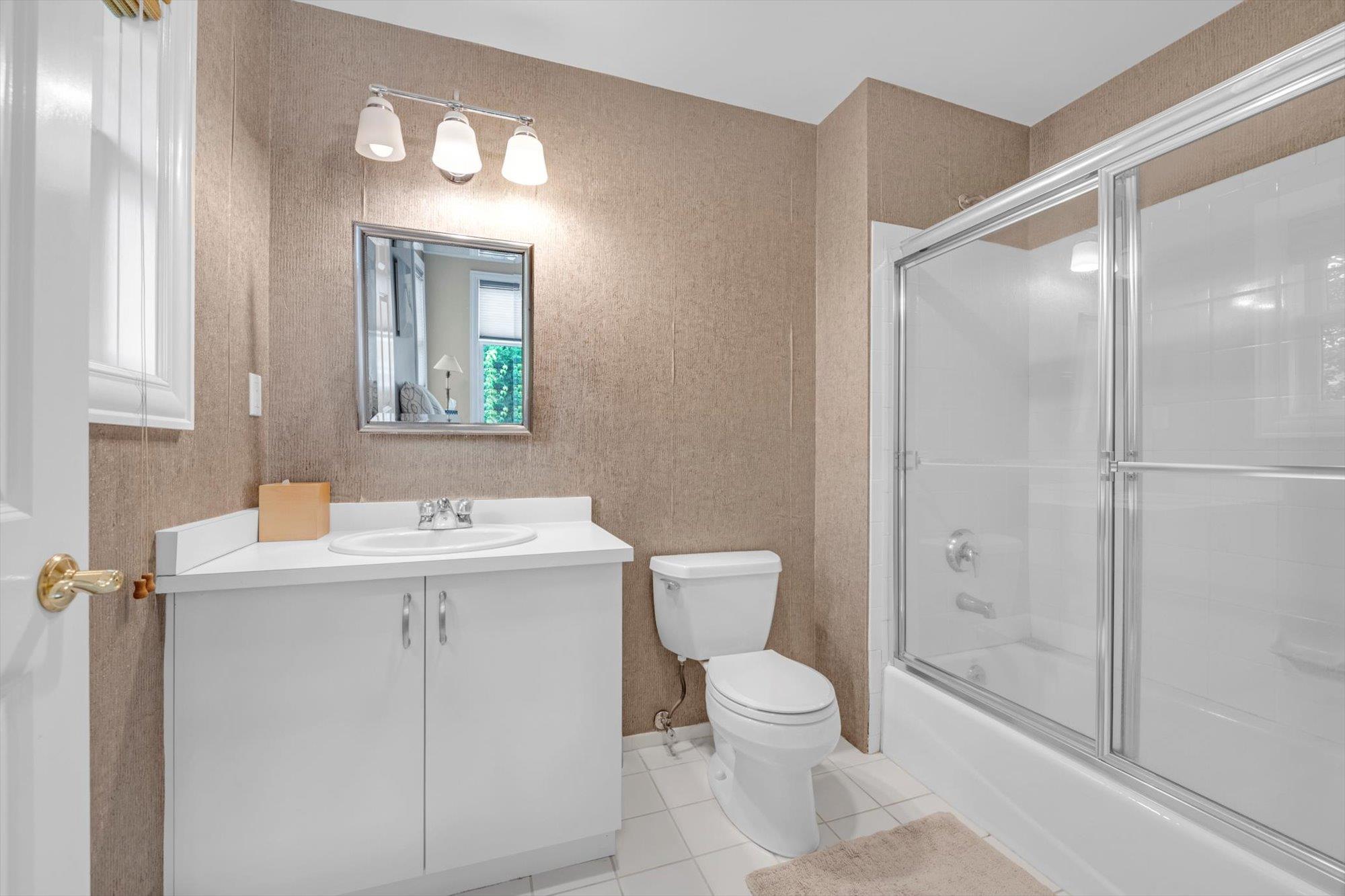 155 Eagle Crest, Port Washington, NY 11050