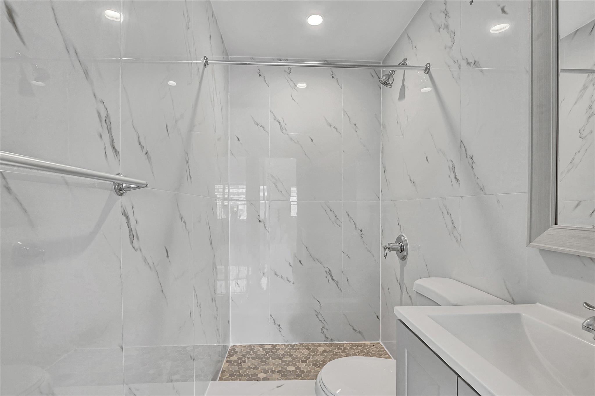 139-22 95 Avenue, Jamaica, NY 11435