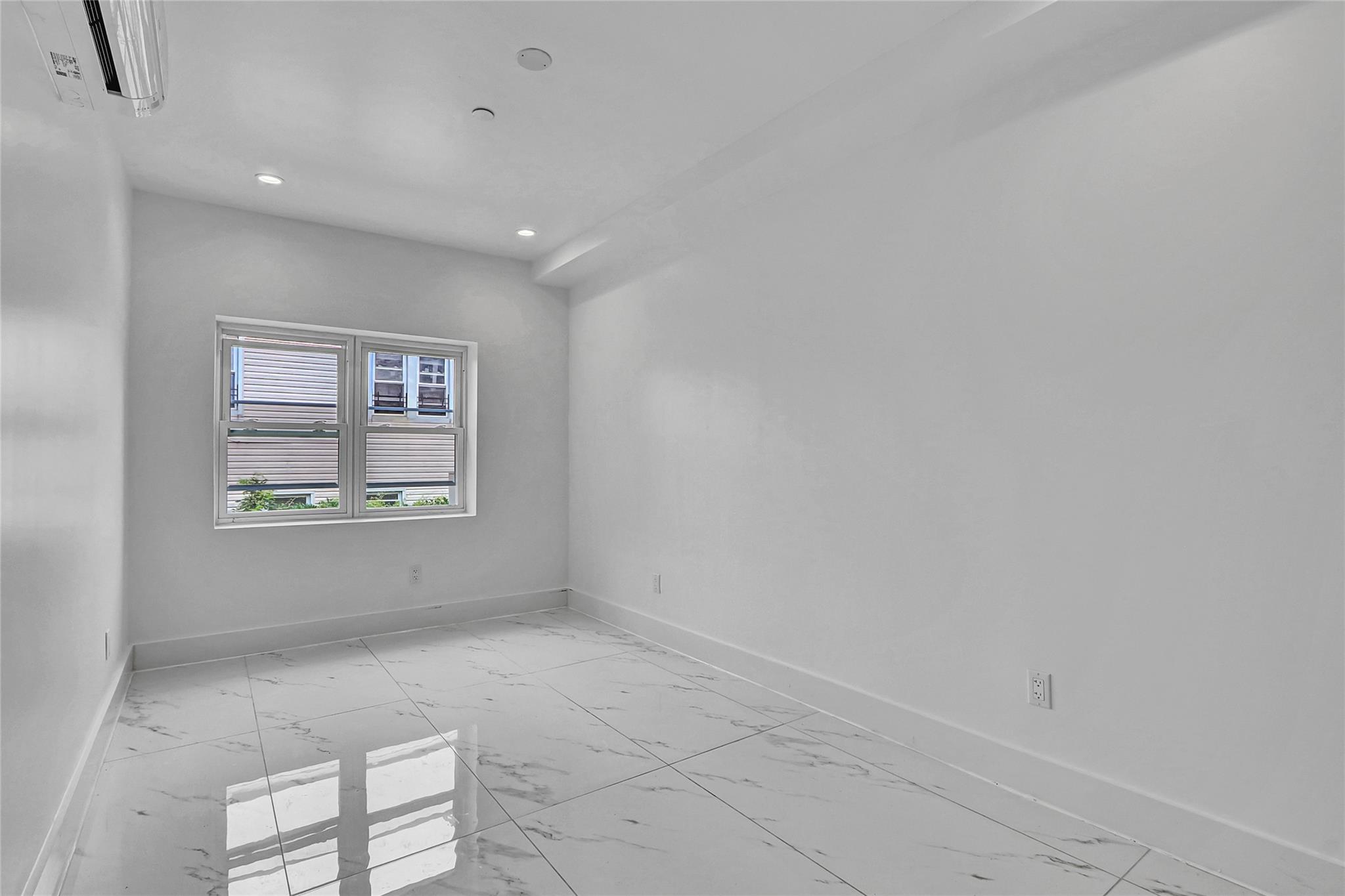 139-22 95 Avenue, Jamaica, NY 11435