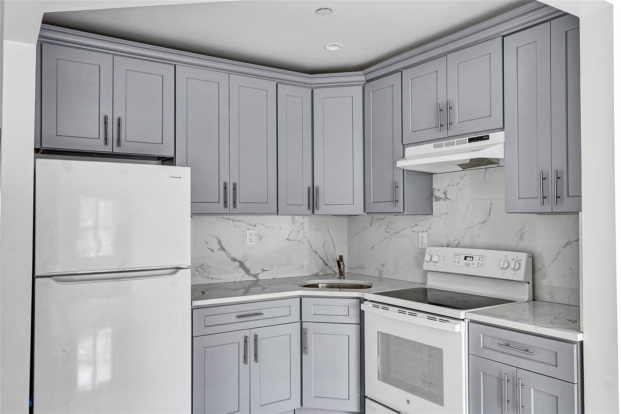 139-22 95 Avenue, Jamaica, NY 11435