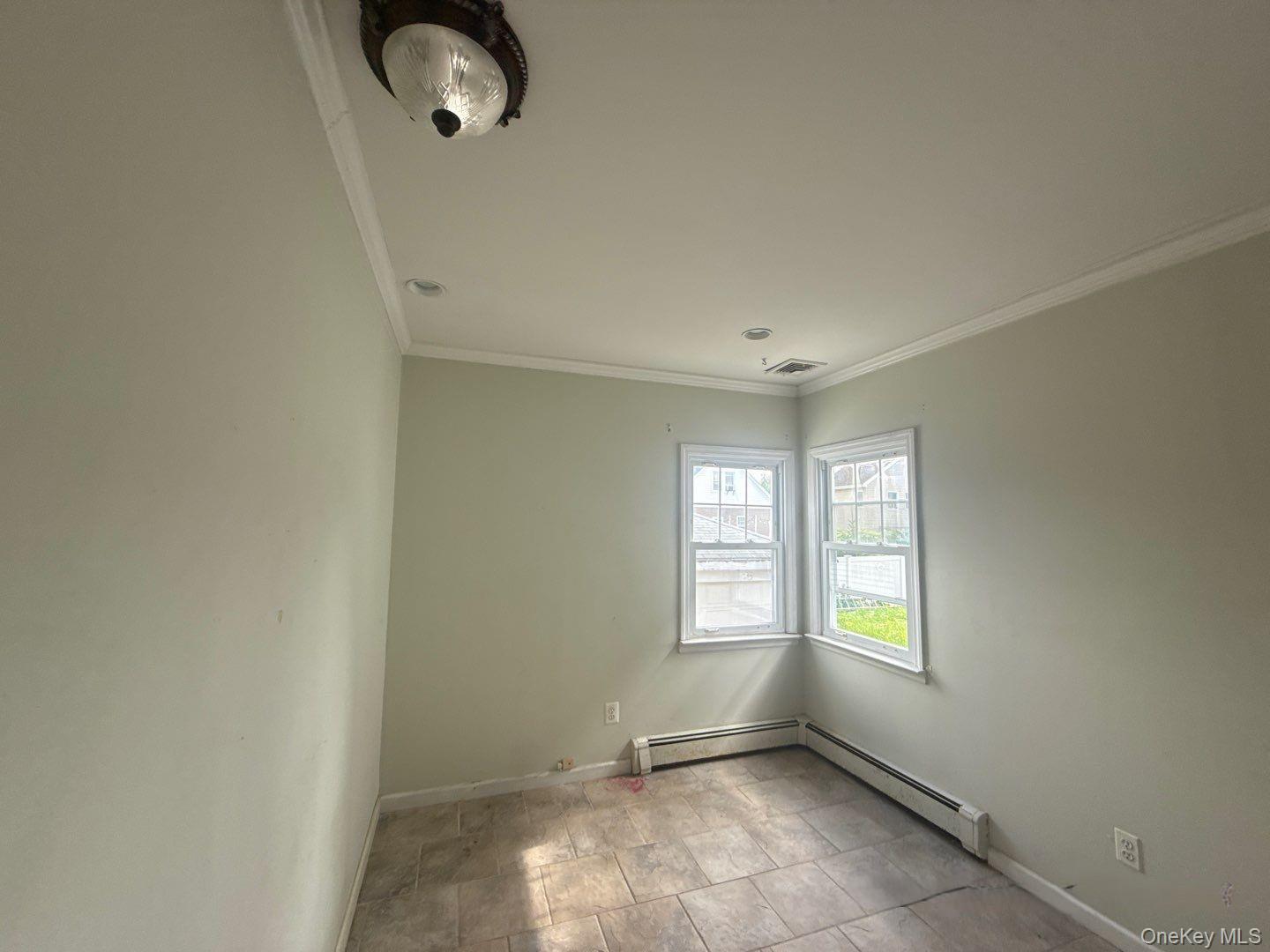 5 E Court, East Rockaway, NY 11518