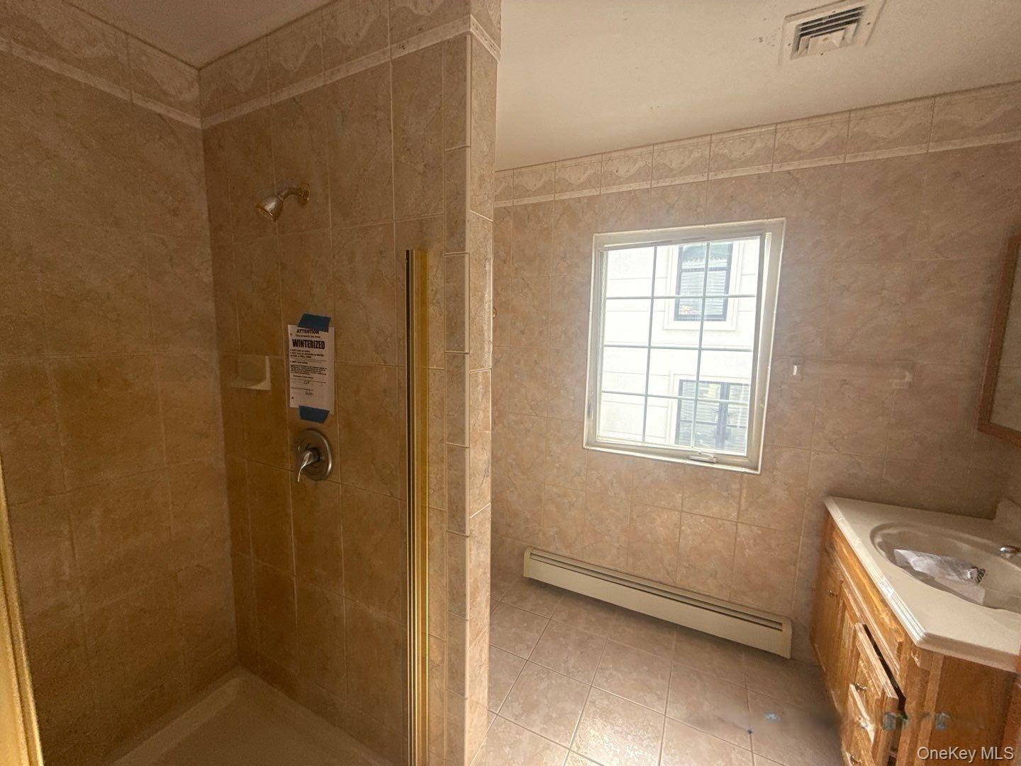 5 E Court, East Rockaway, NY 11518