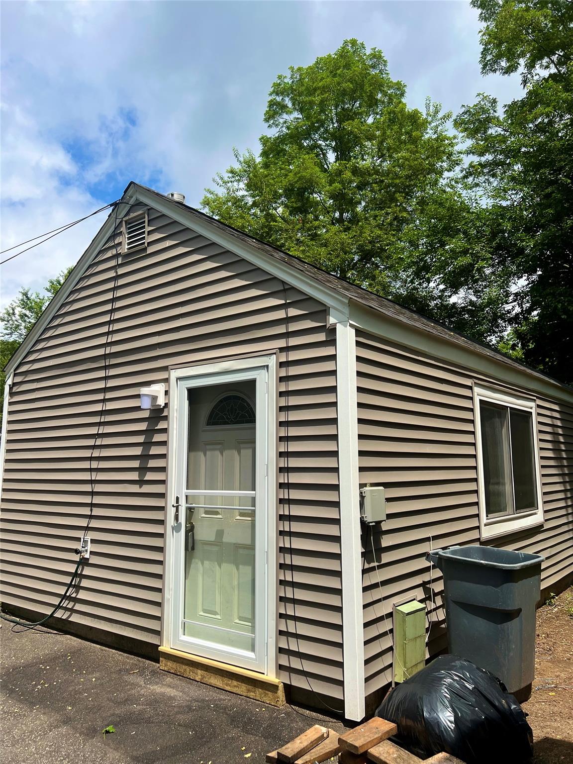 24 W 18th Street, Huntington Station, NY 11746