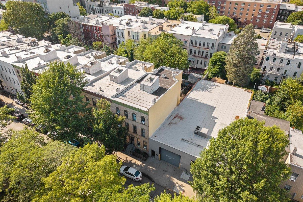 125 Freeman Street, Brooklyn, NY 11222