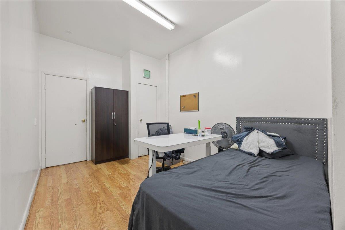 125 Freeman Street, Brooklyn, NY 11222