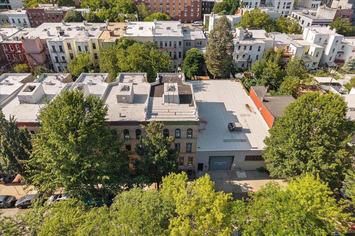 125 Freeman Street, Brooklyn, NY 11222