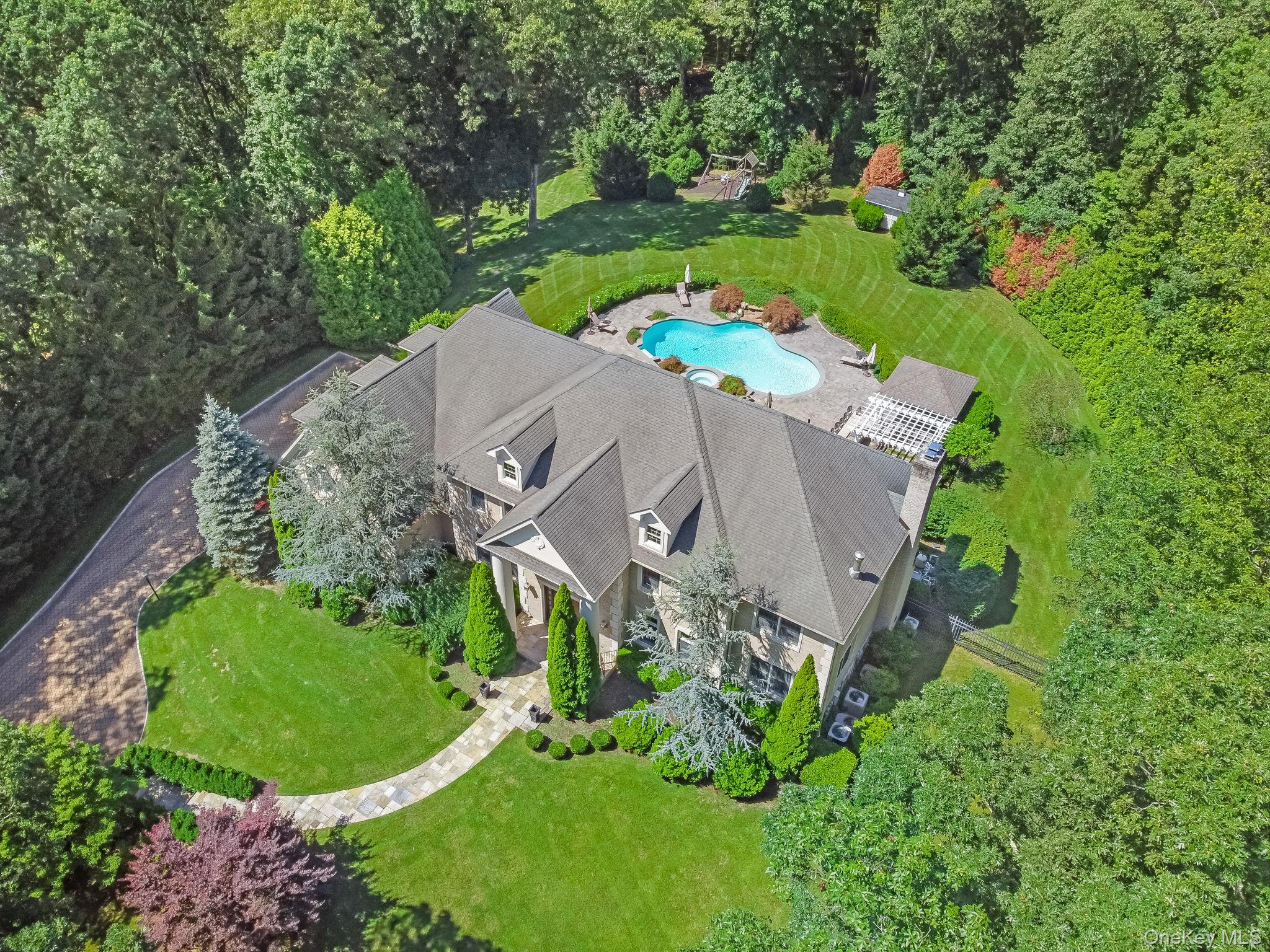 4 Hageman Court, Katonah, NY 10536