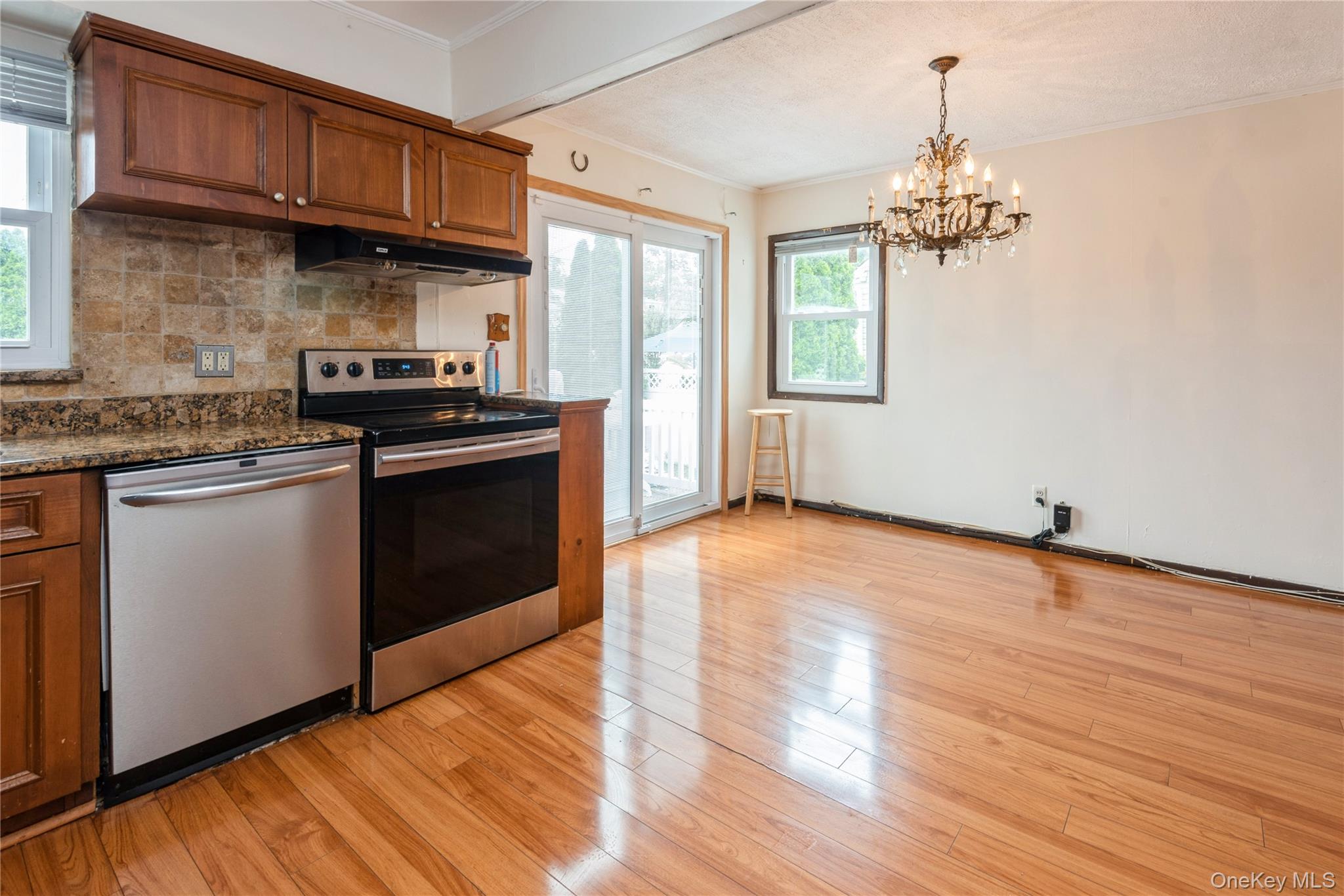 815 Sunshine Avenue, West Hempstead, NY 11552