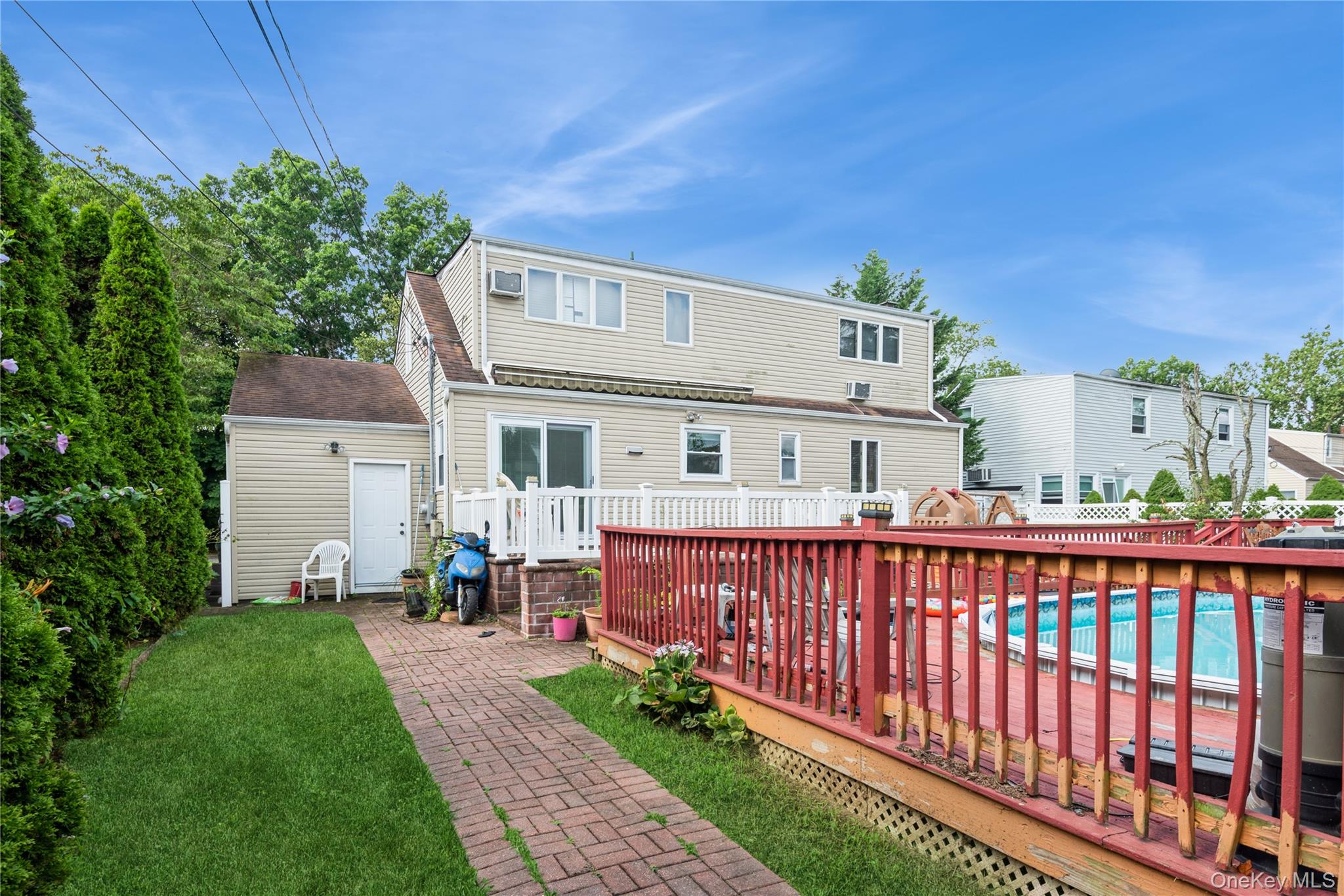 815 Sunshine Avenue, West Hempstead, NY 11552