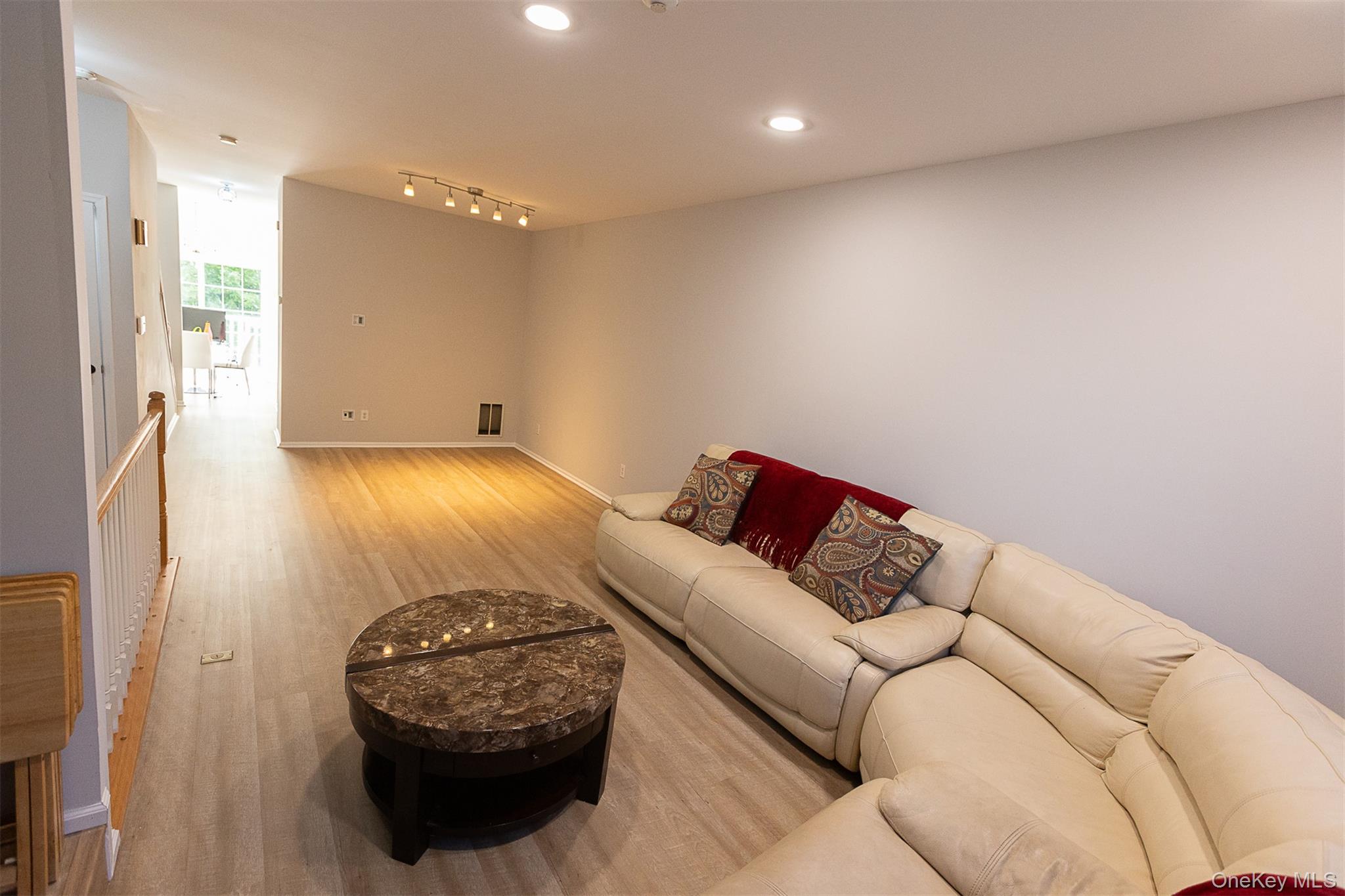 16 Willow Drive, Nanuet, NY 10954