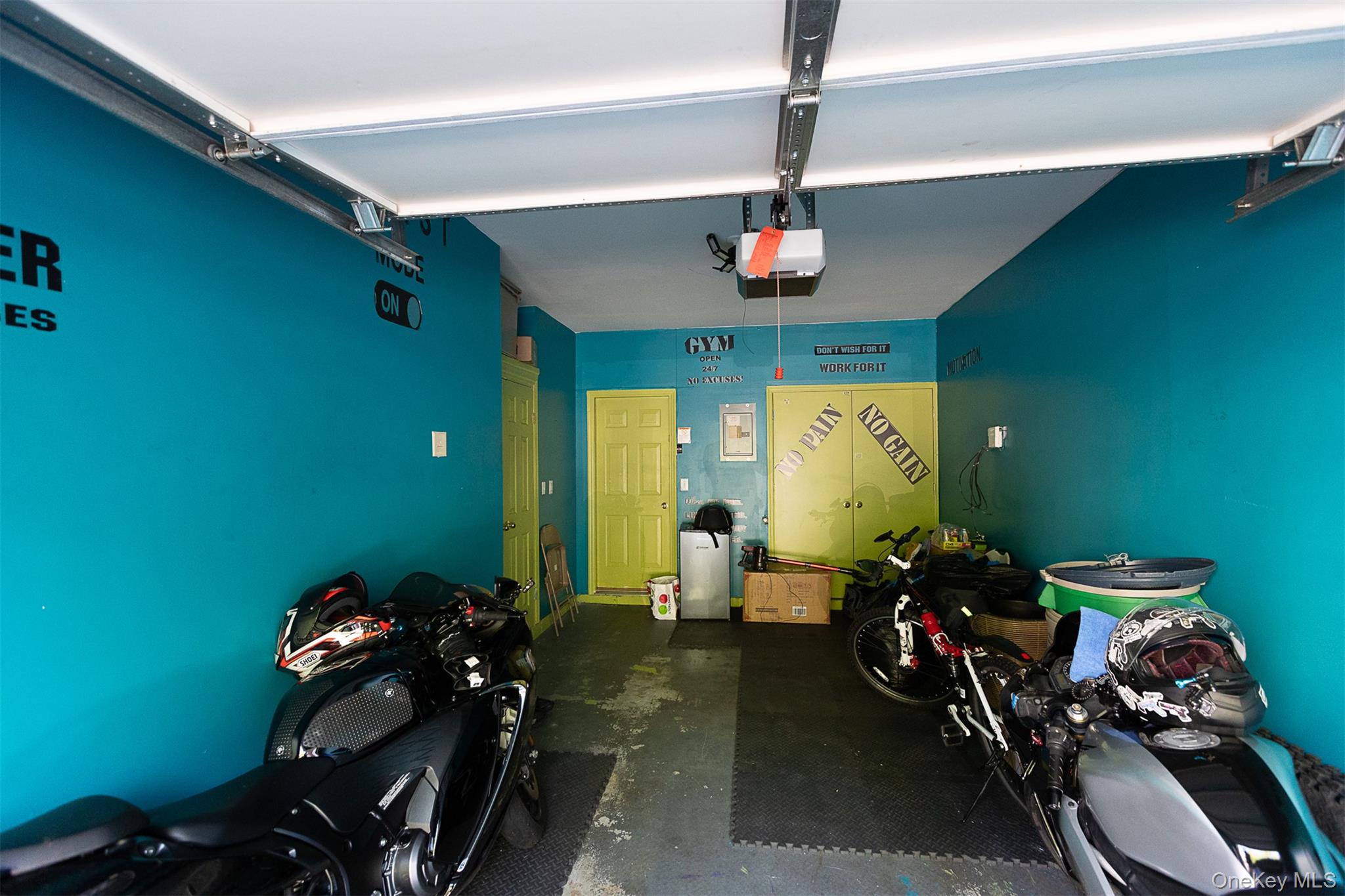 16 Willow Drive, Nanuet, NY 10954