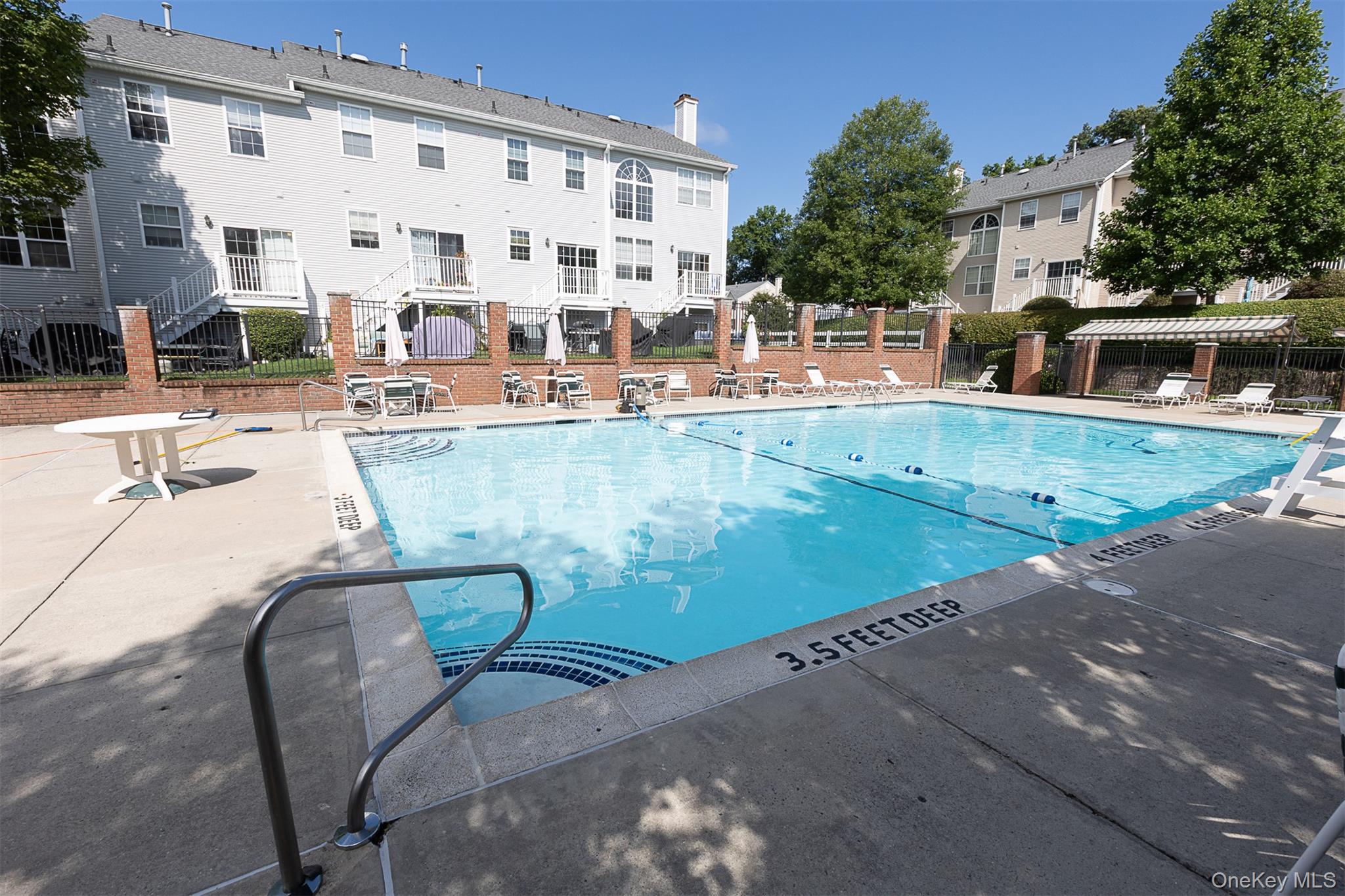 16 Willow Drive, Nanuet, NY 10954