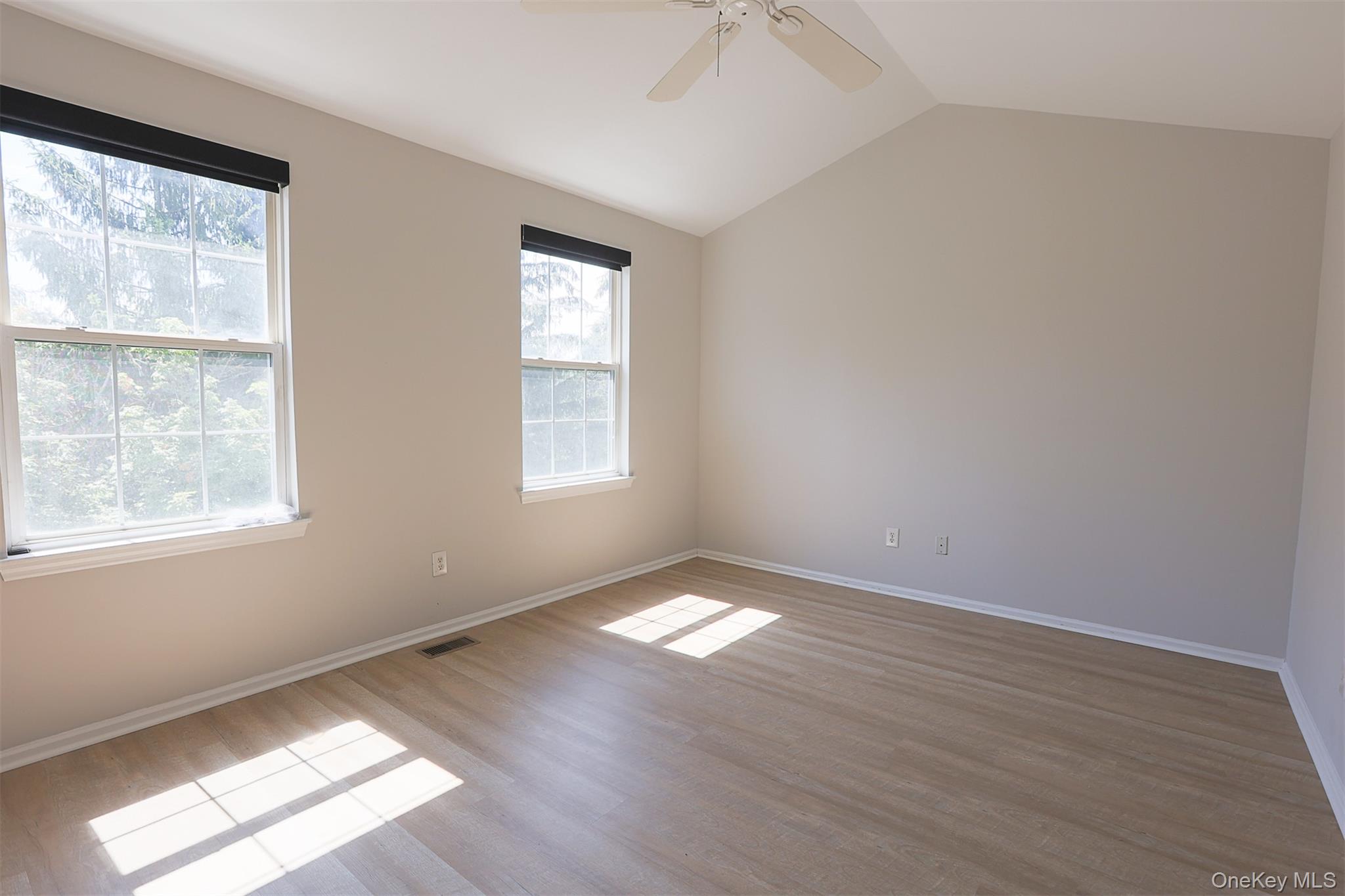 16 Willow Drive, Nanuet, NY 10954