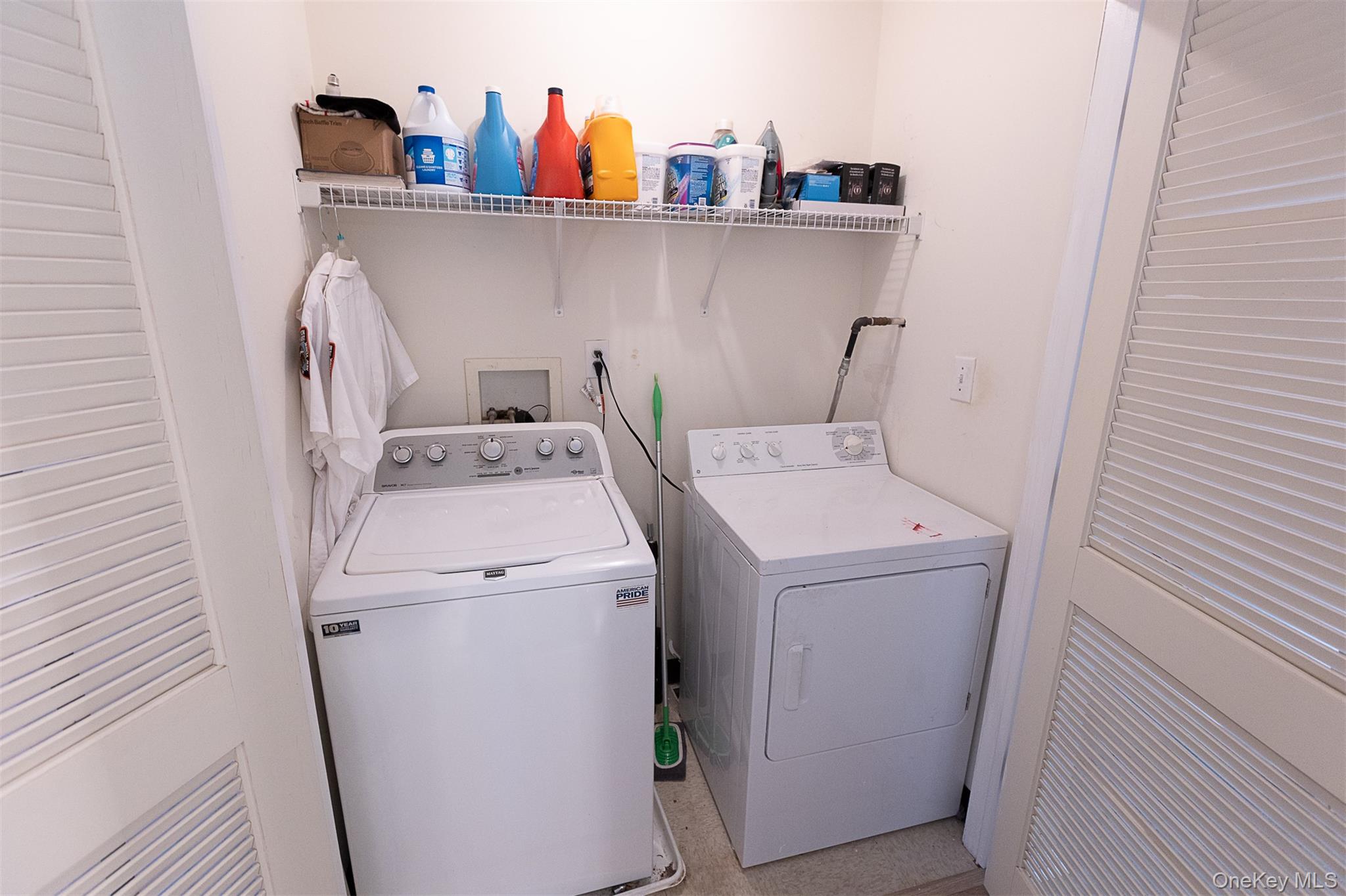 16 Willow Drive, Nanuet, NY 10954