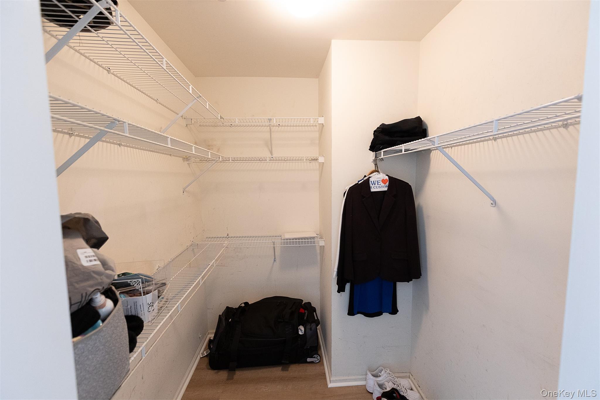 16 Willow Drive, Nanuet, NY 10954