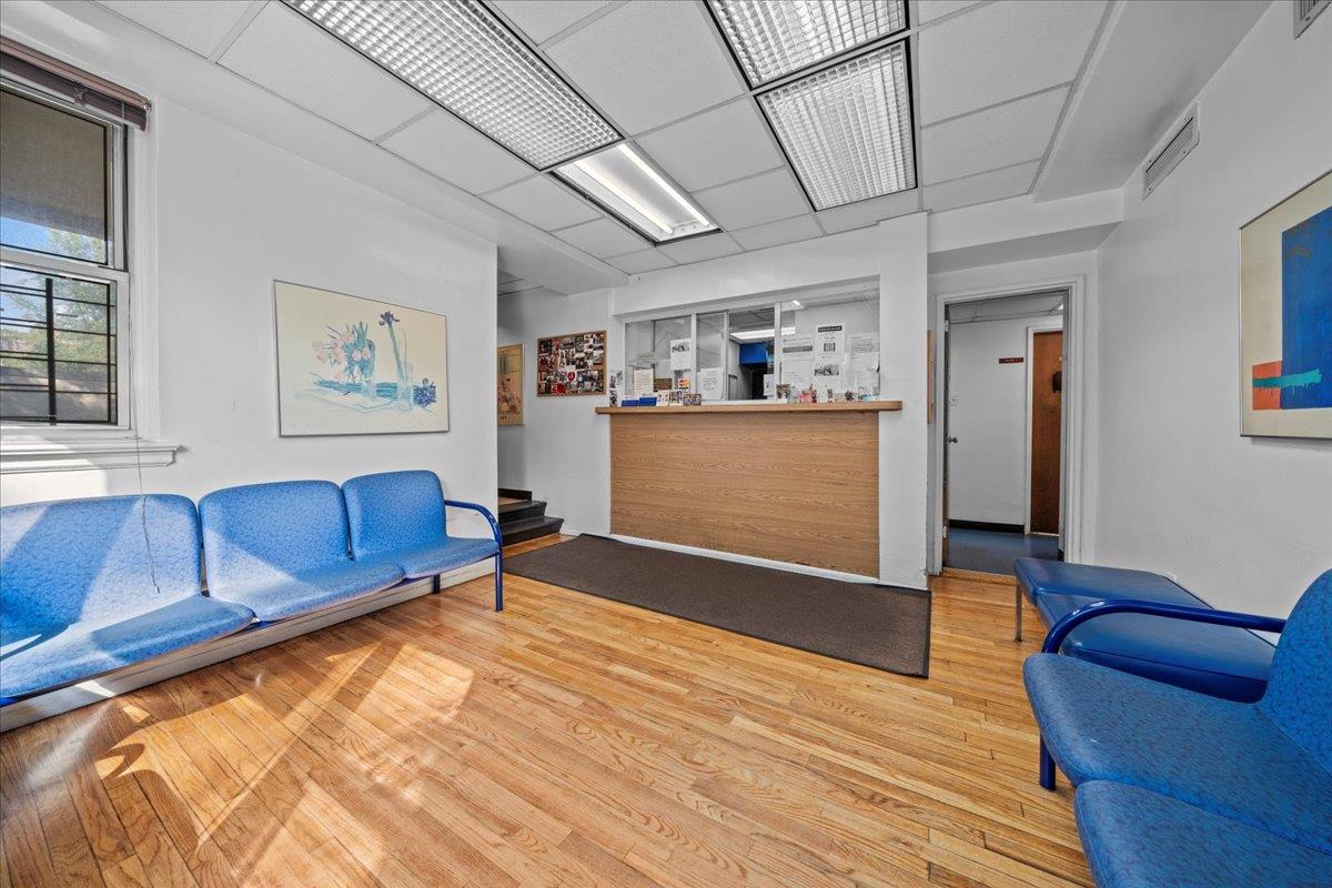 2711 Henry Hudson Parkway # 1F, Bronx, NY 10463