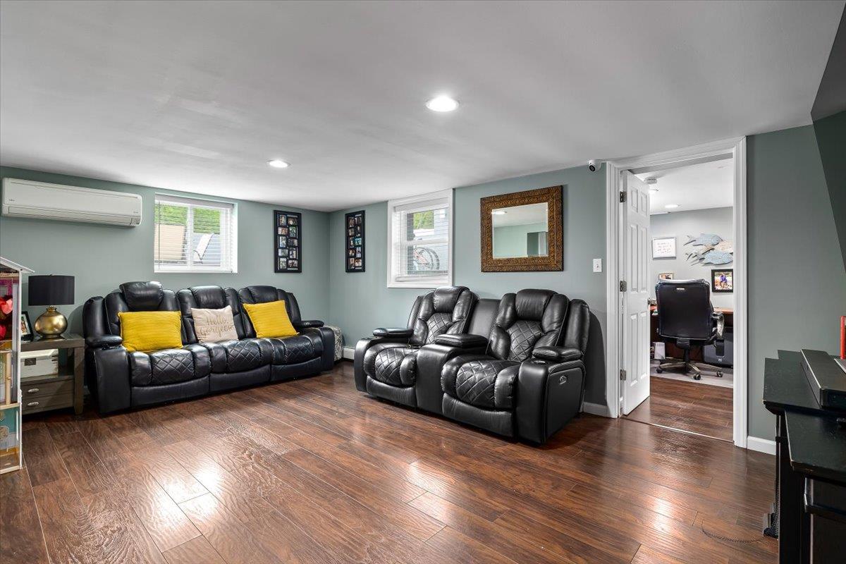 154 Mac Arthur Boulevard, Hauppauge, NY 11788