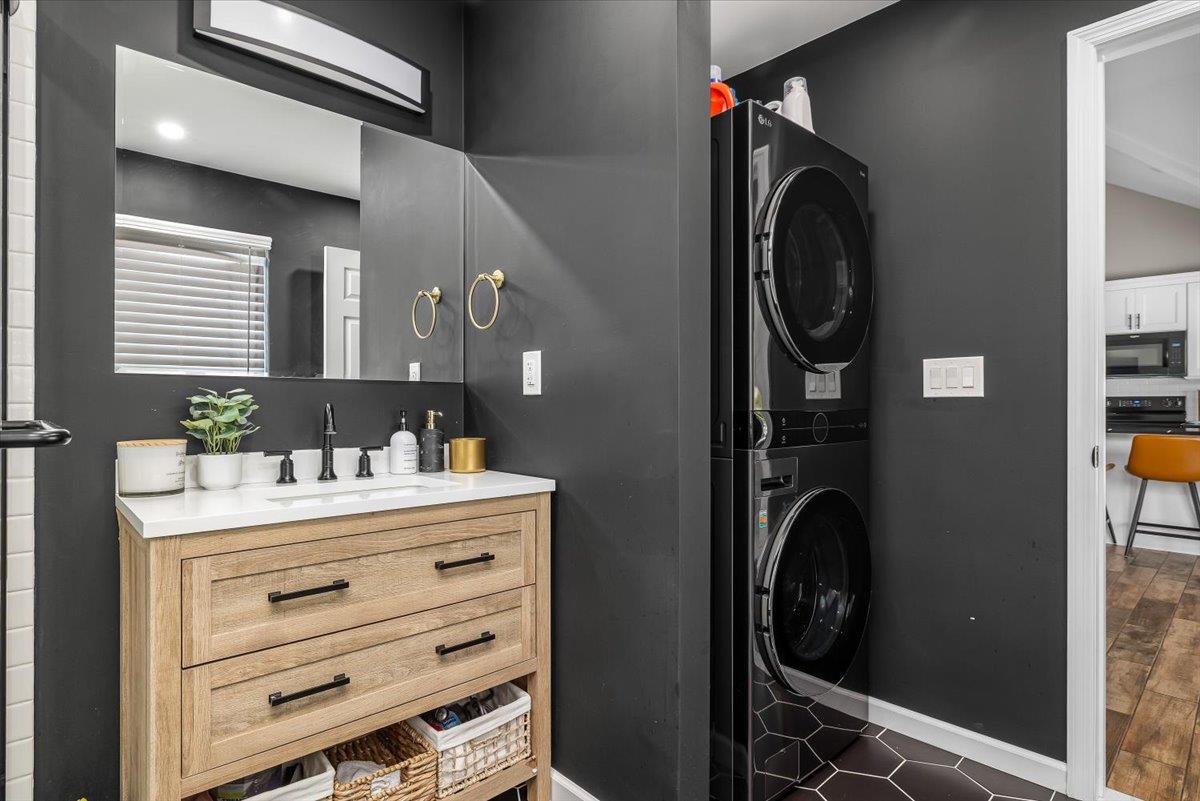 154 Mac Arthur Boulevard, Hauppauge, NY 11788