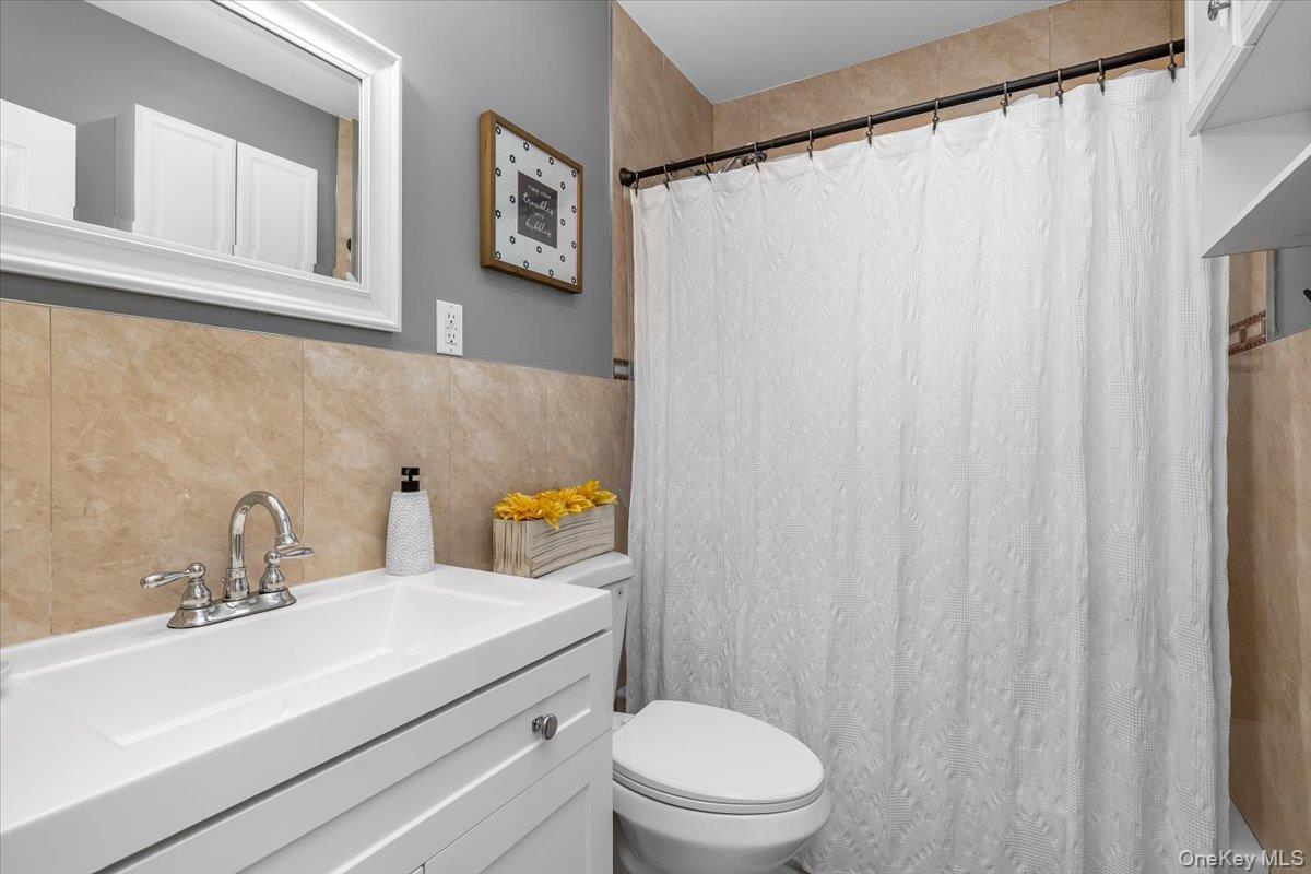 154 Mac Arthur Boulevard, Hauppauge, NY 11788