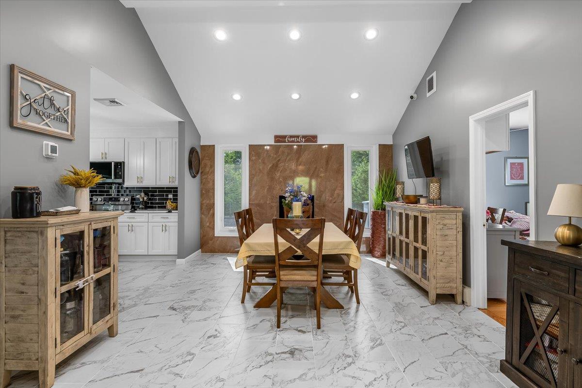 154 Mac Arthur Boulevard, Hauppauge, NY 11788