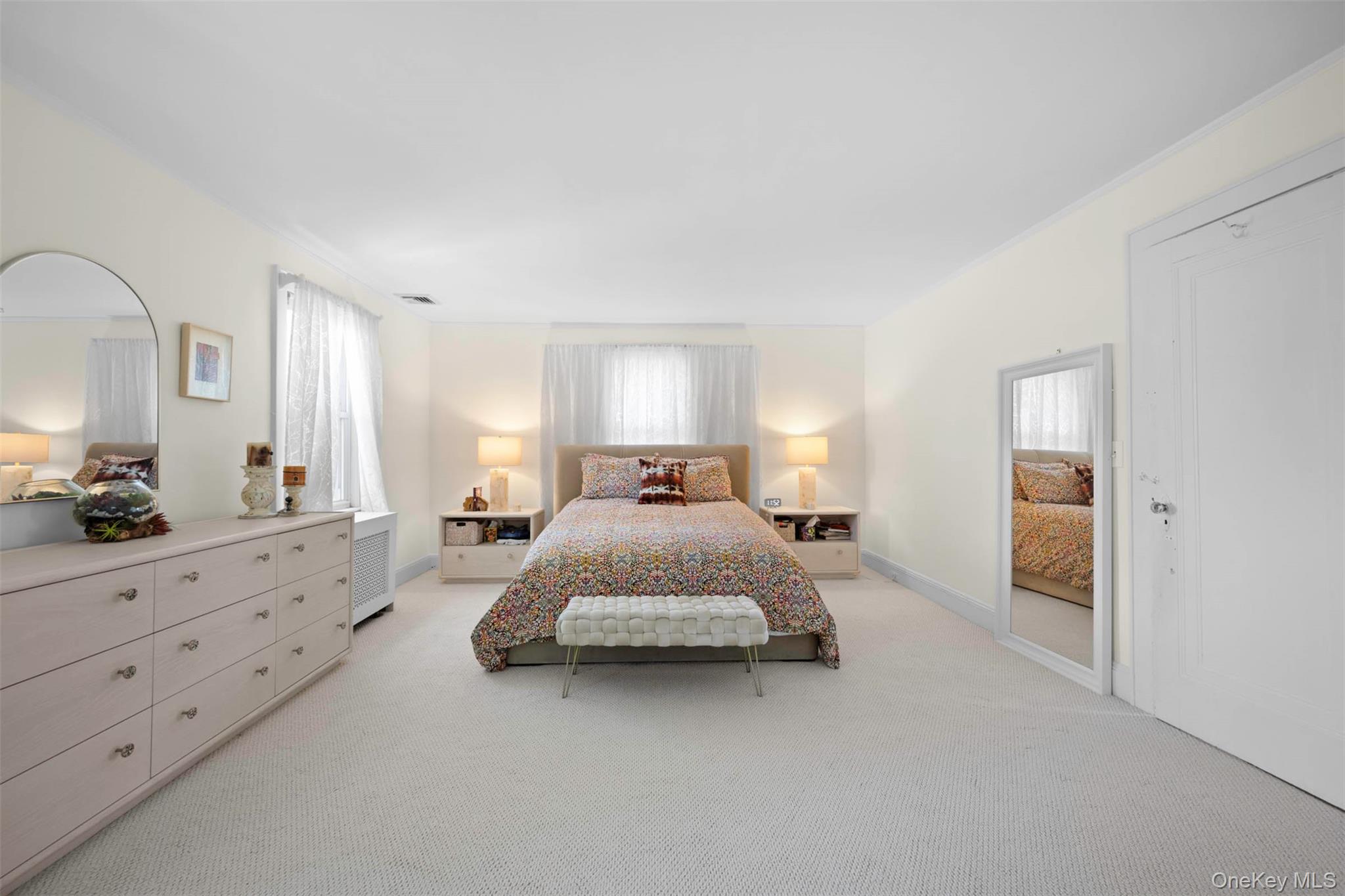 254-06 W End Drive, Great Neck, NY 11020