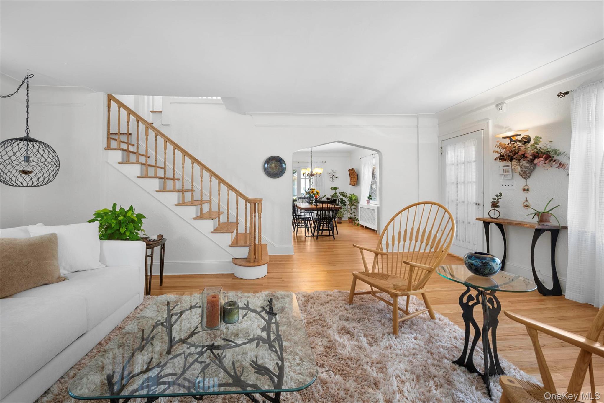 254-06 W End Drive, Great Neck, NY 11020