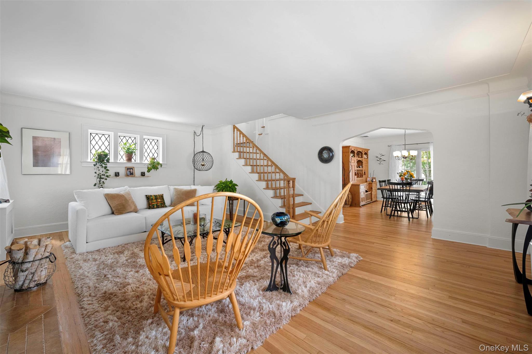 254-06 W End Drive, Great Neck, NY 11020