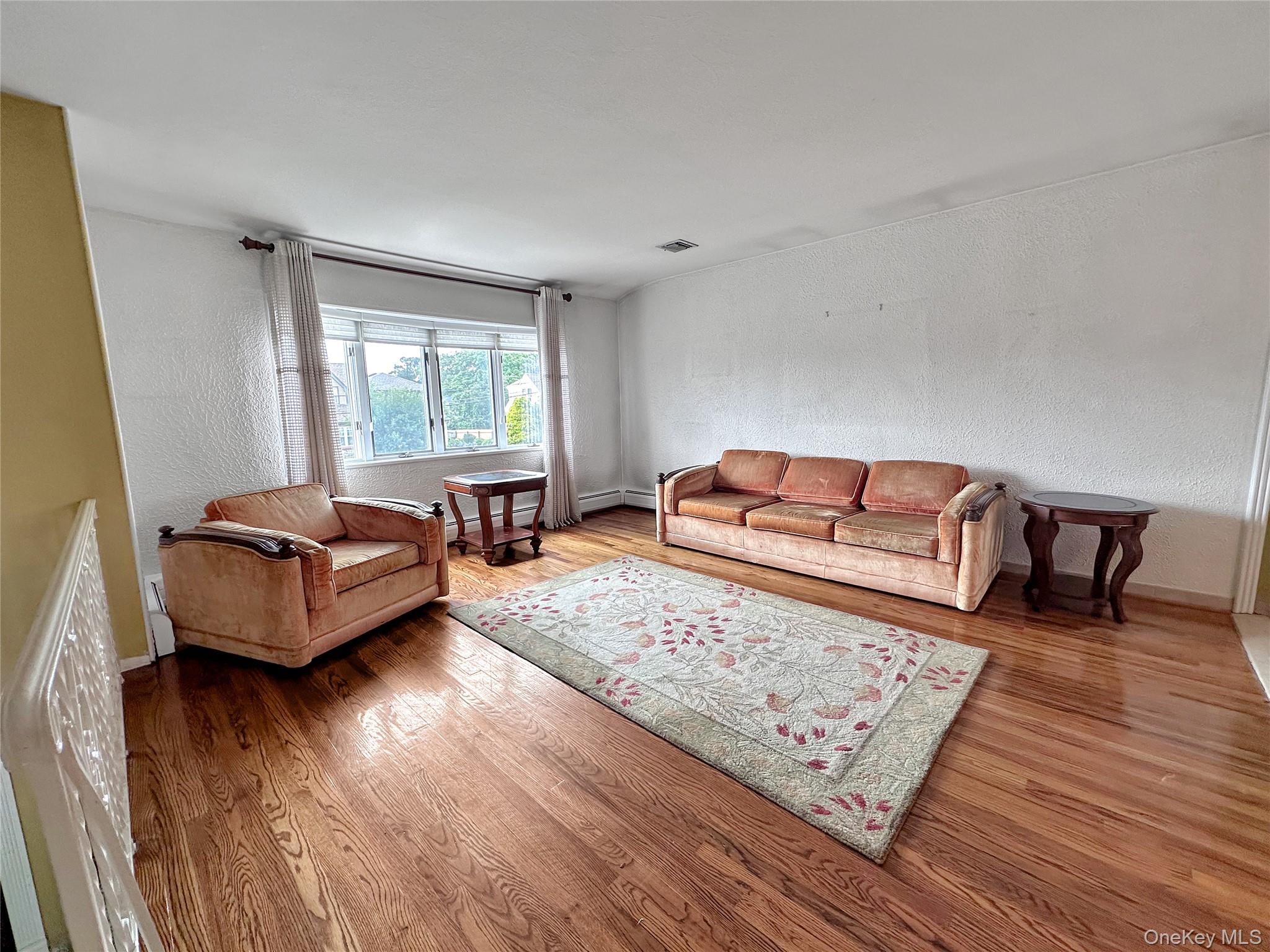 57 S Crescent Drive, Farmingdale, NY 11735