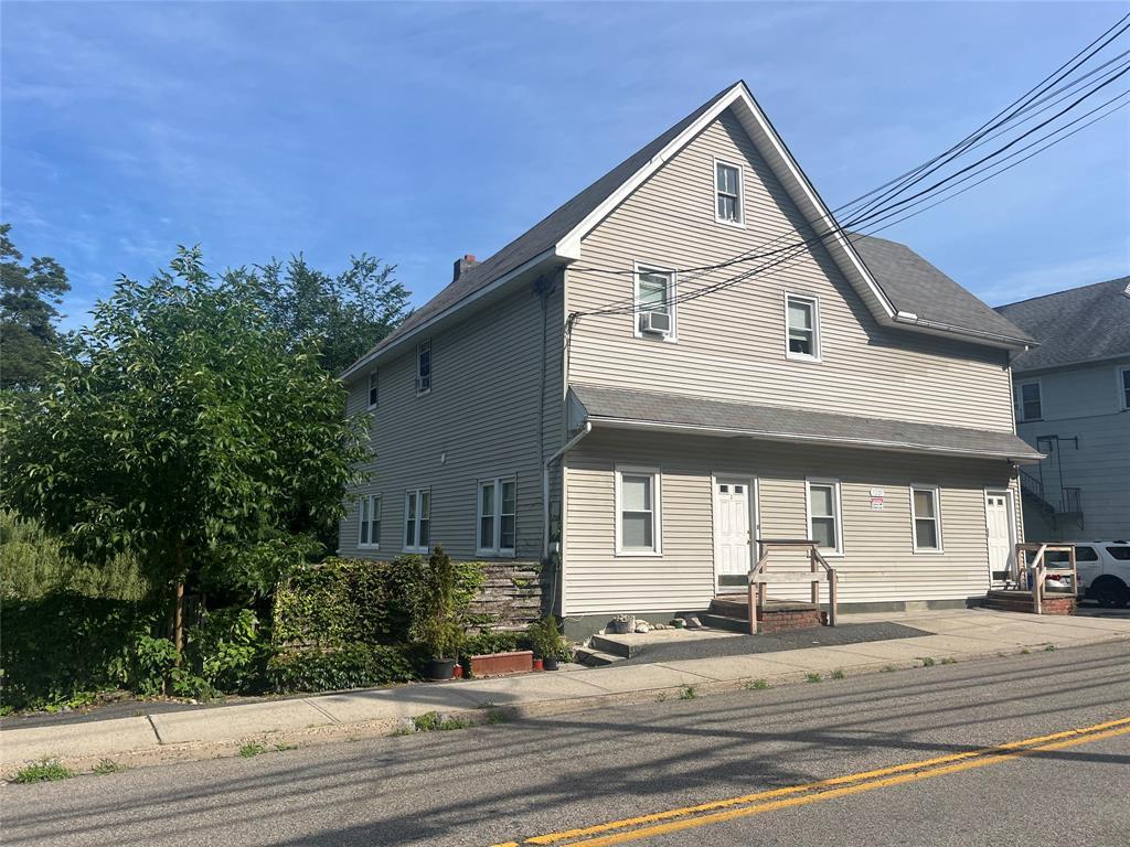 1225 E Main Street # 3, Shrub Oak, NY 10588