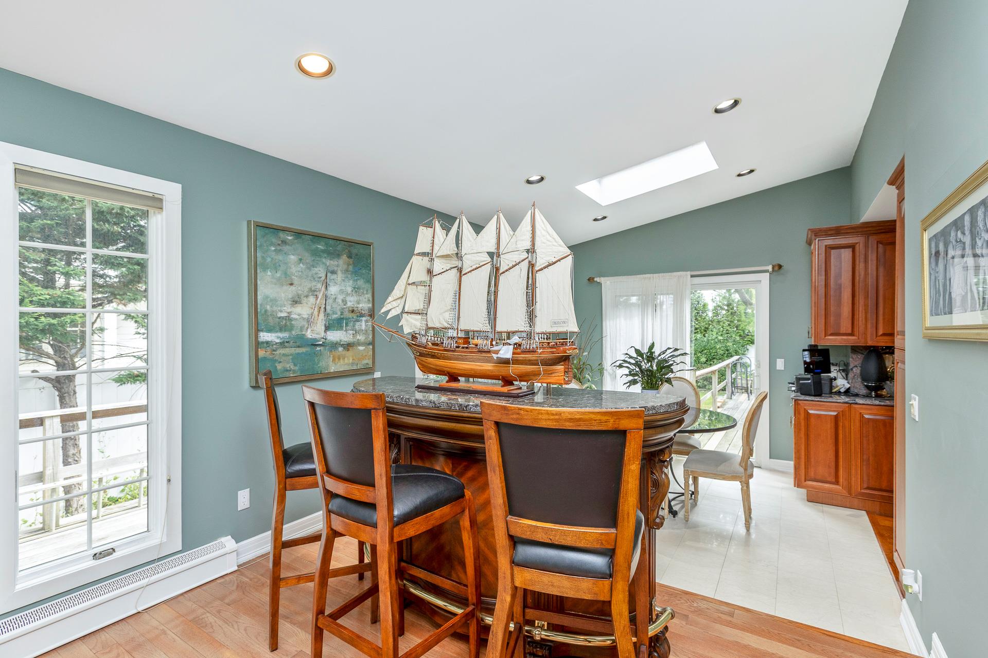 3 Cele Court, Sayville, NY 11782
