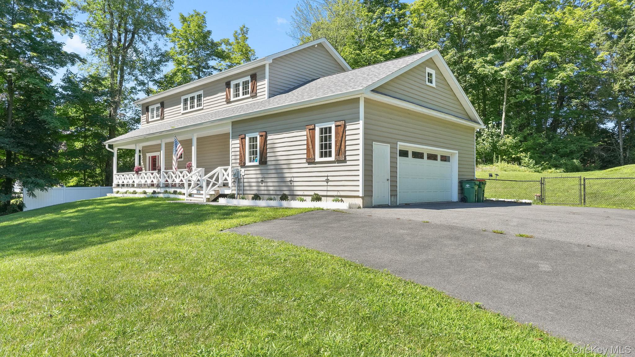 4 Cameli Drive, Wappingers Falls, NY 12590